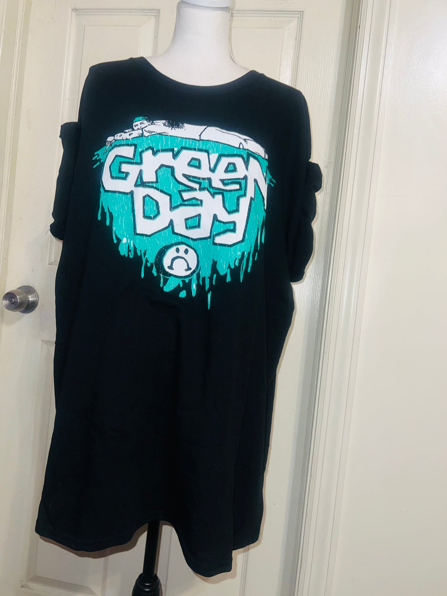 Green Day Oversized Distressed Tee