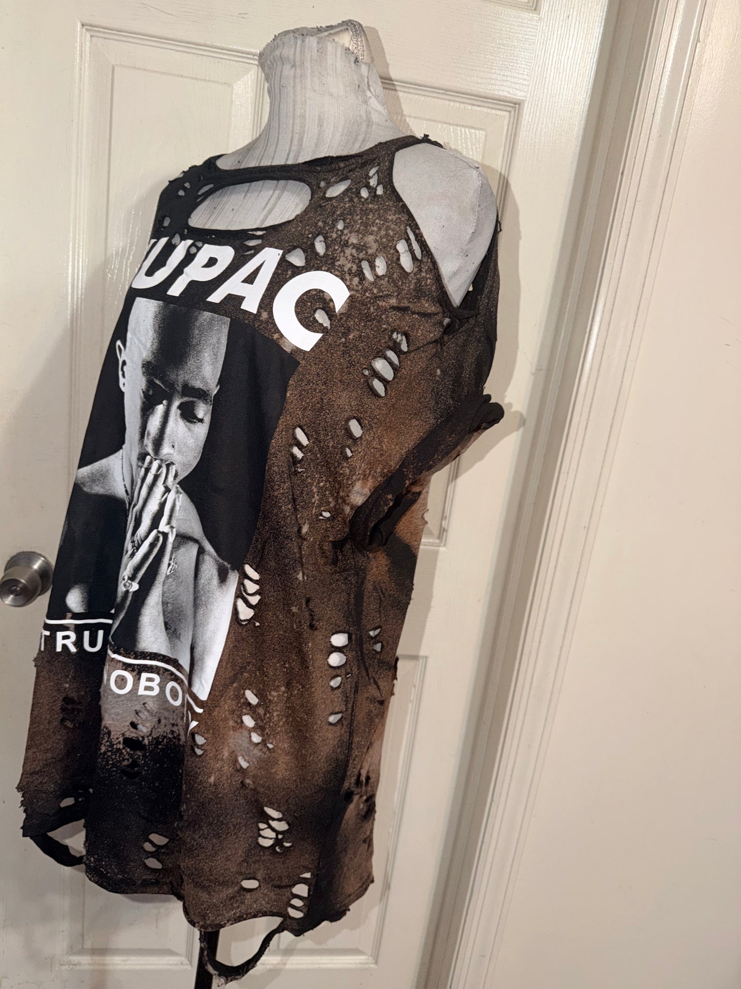 Tupac Bleached Oversized Distressed Tee