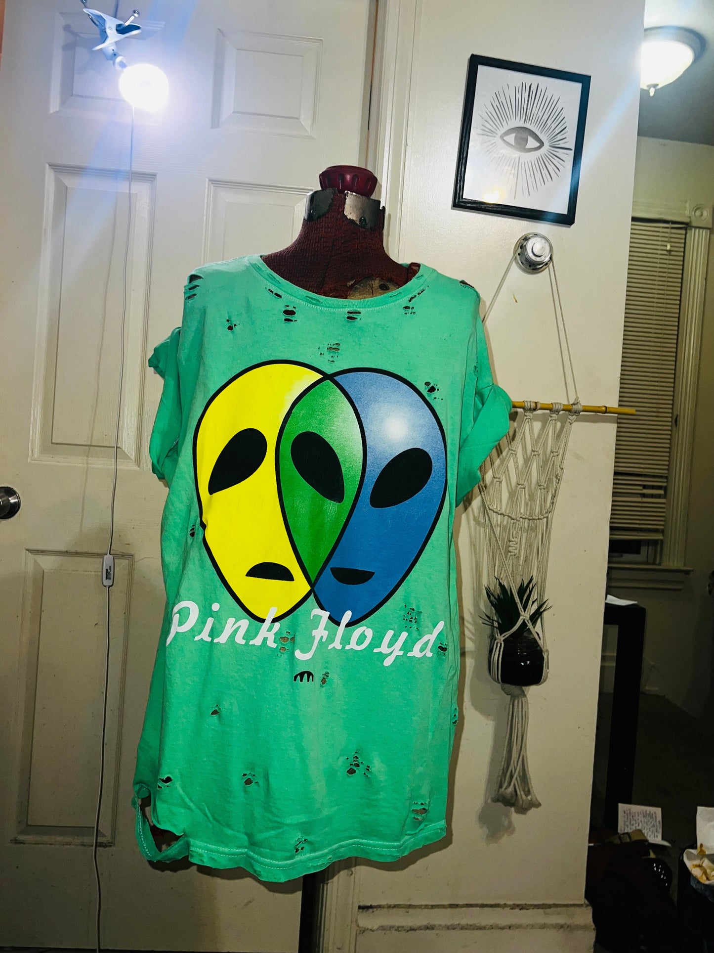 Pink Floyd Alien Oversized Tee