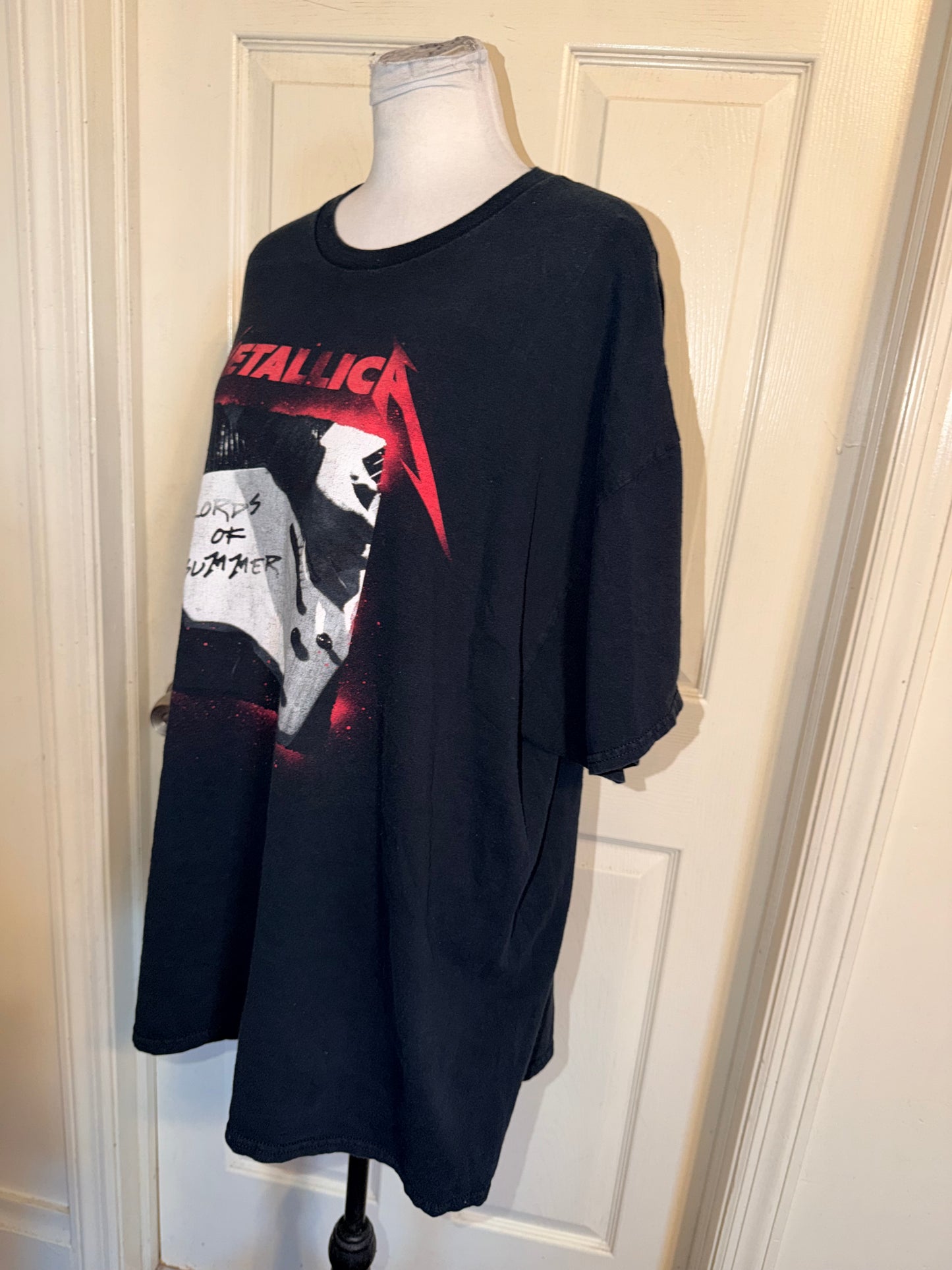 Metallica Oversized Distressed Tee