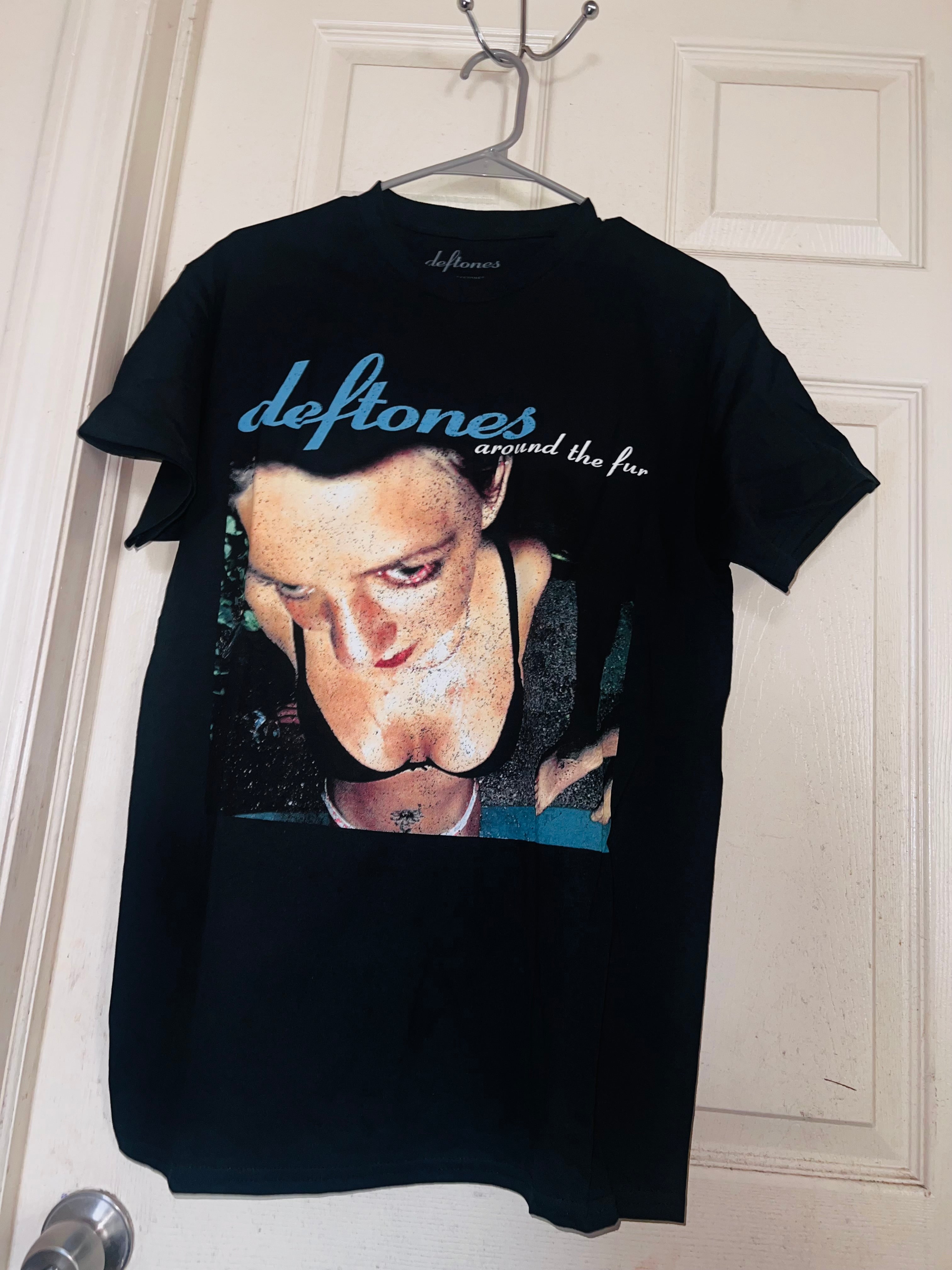 2005EA78-C0C6-4097-8A90-