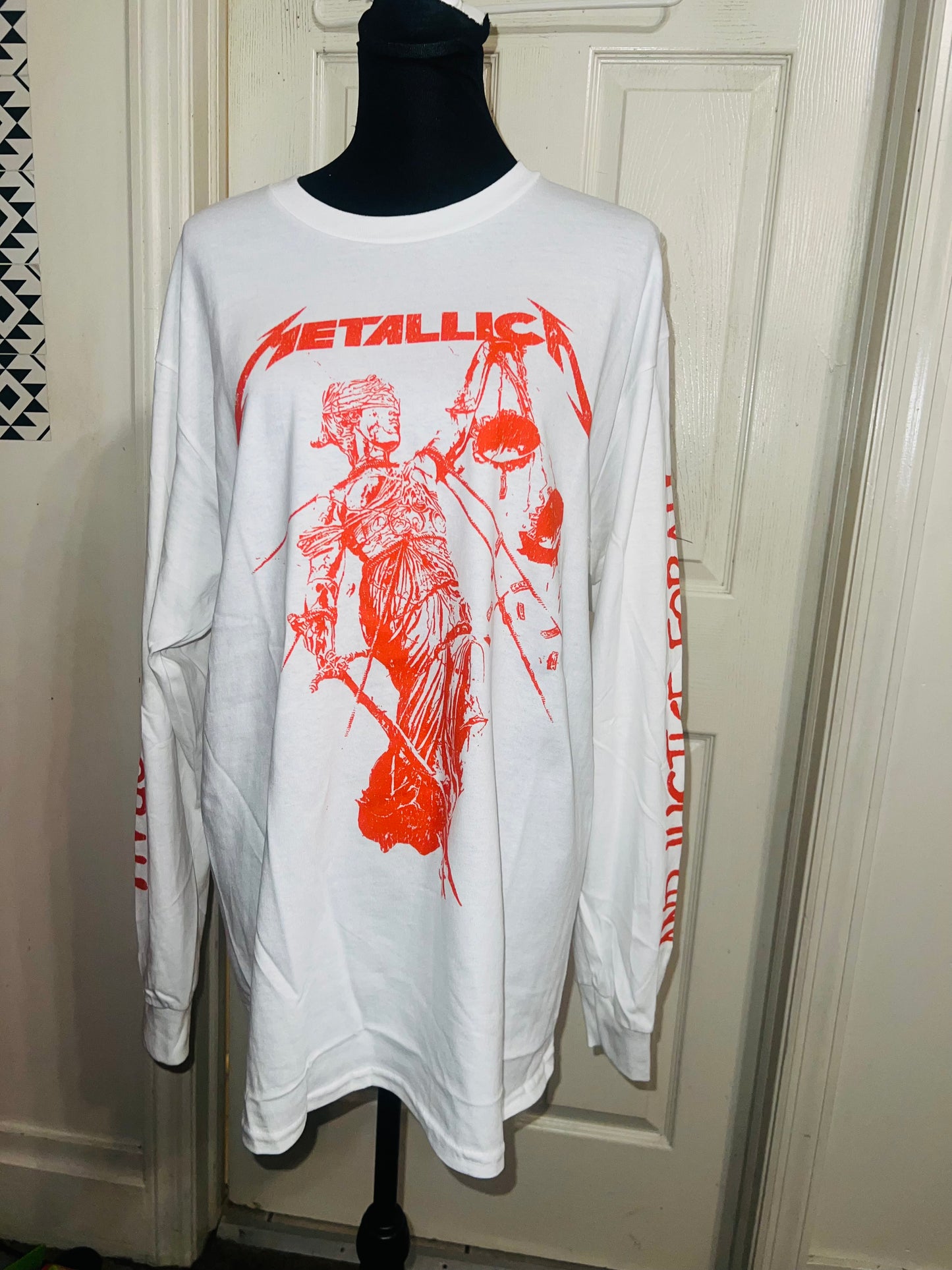 Metallica Oversized Distressed Long Sleeve Tee