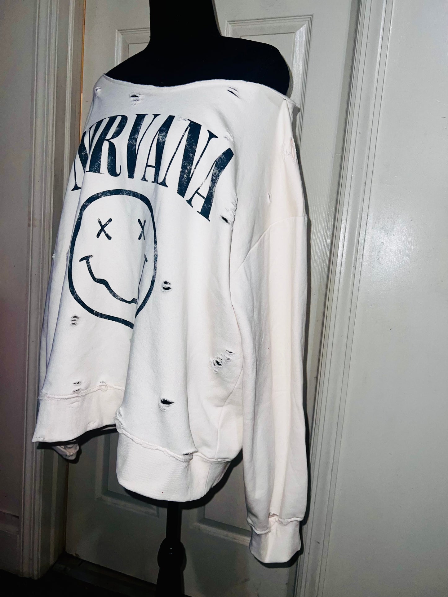 Nirvana Oversized Cream Sweatshirt