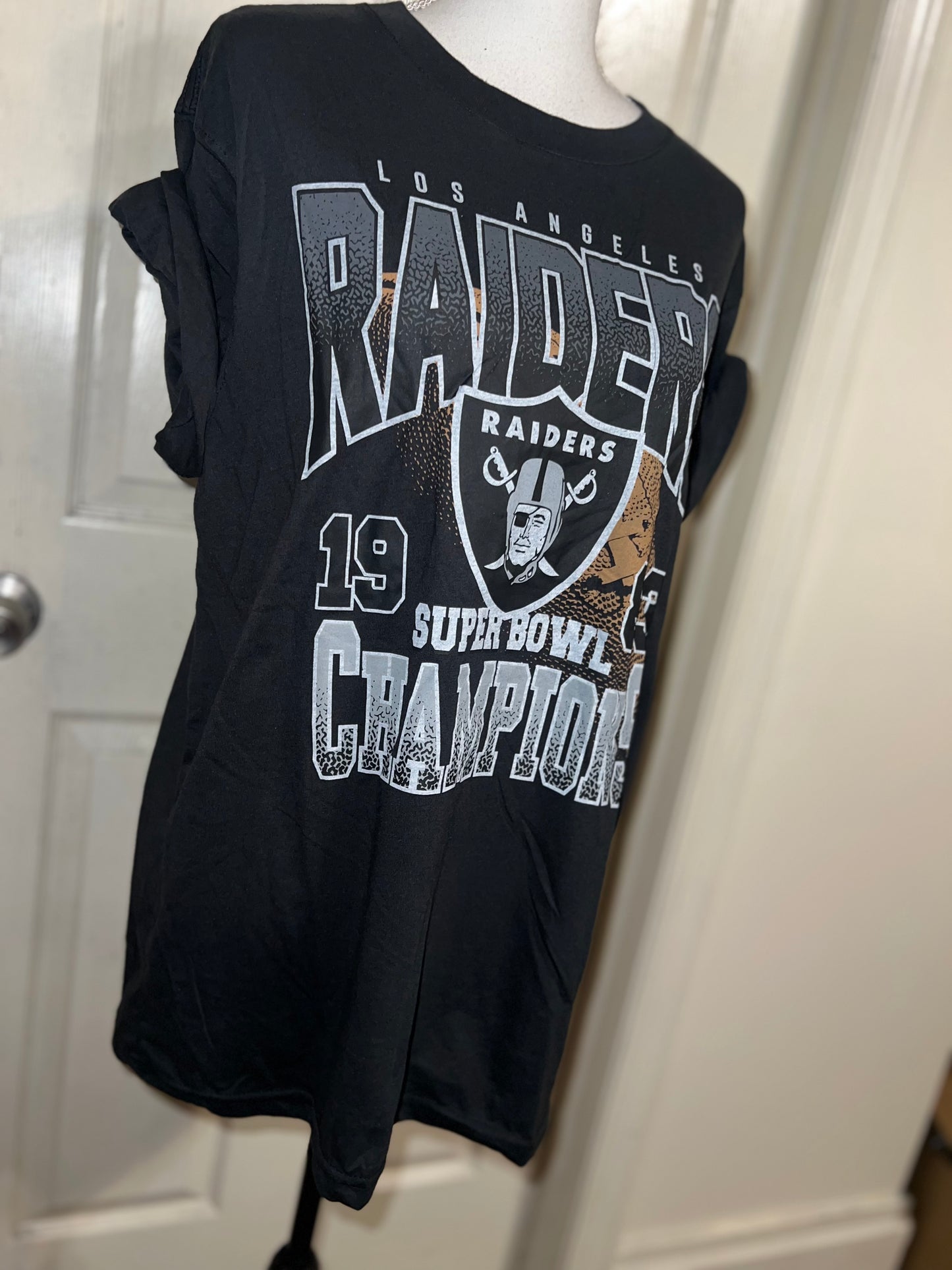 Las Vegas Raiders Oversized Distressed Tee