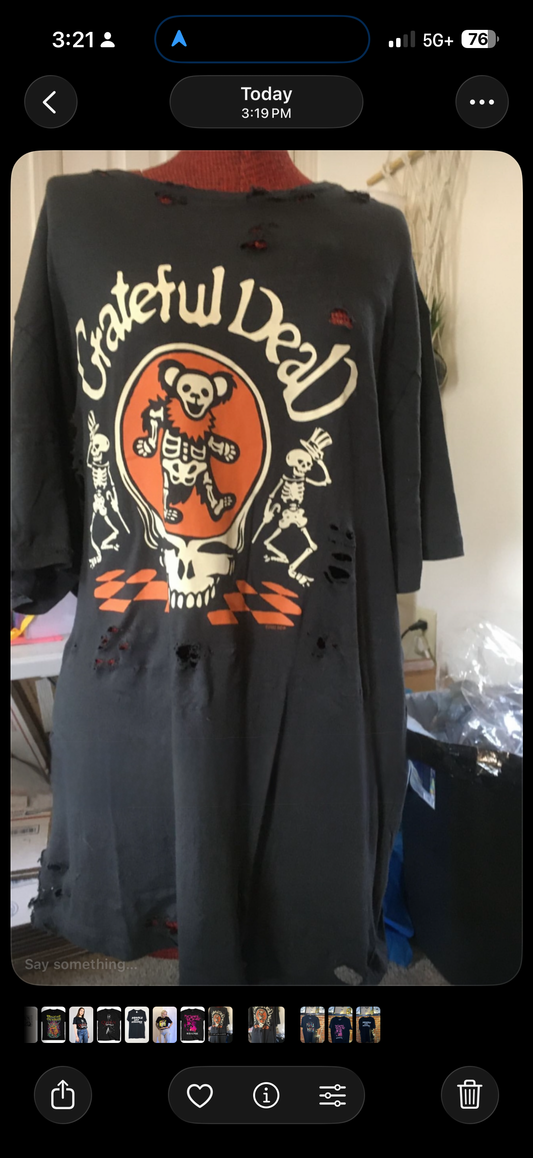 Grateful Dead Oversized Distressed Tee