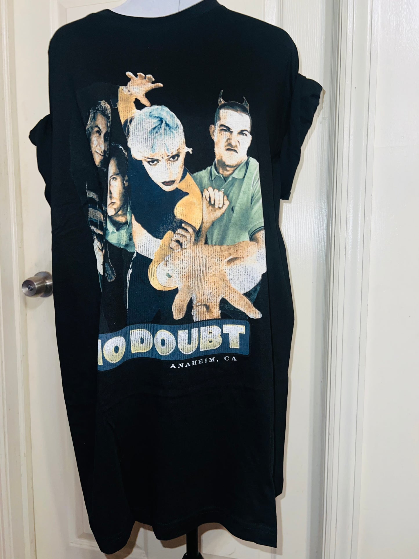 No Doubt Oversized Distressed Tee