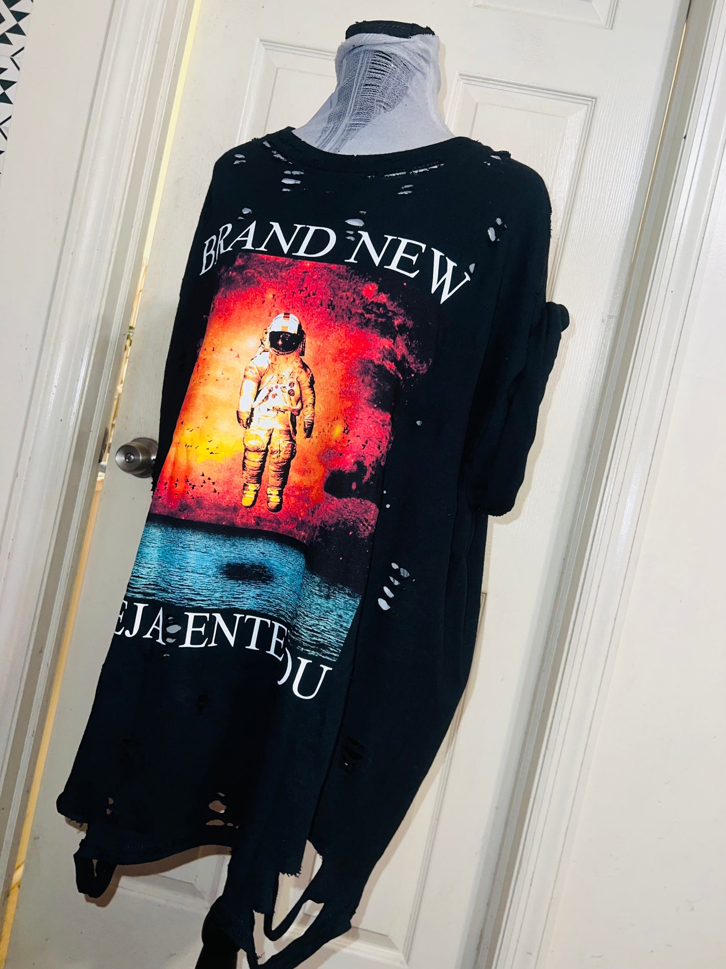 Brand New Deja Entendu Oversized Tee