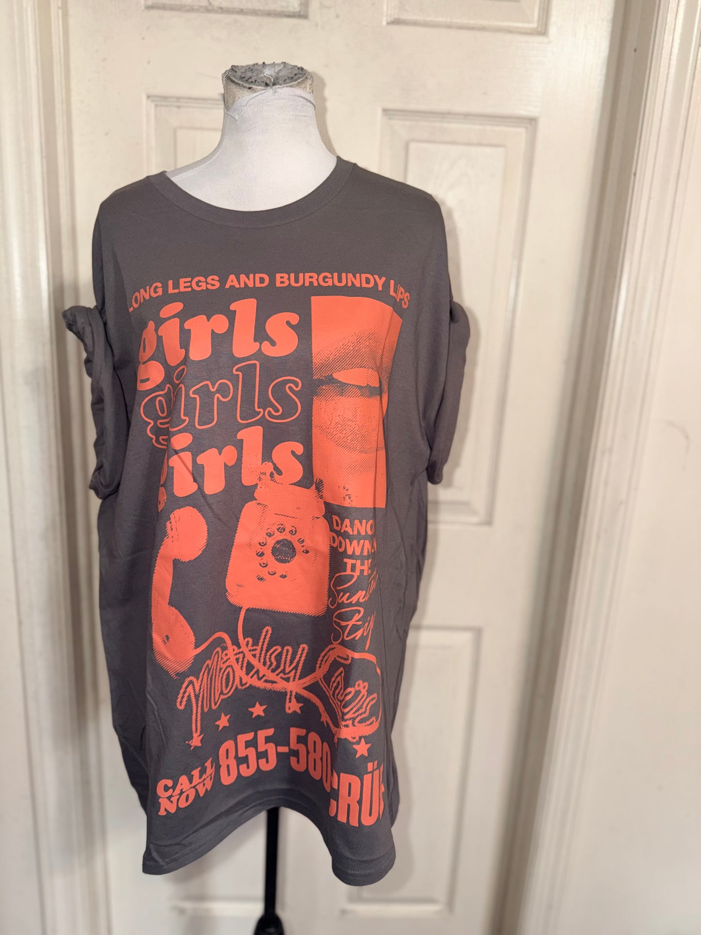 Motley Crue Oversized Distressed Tee