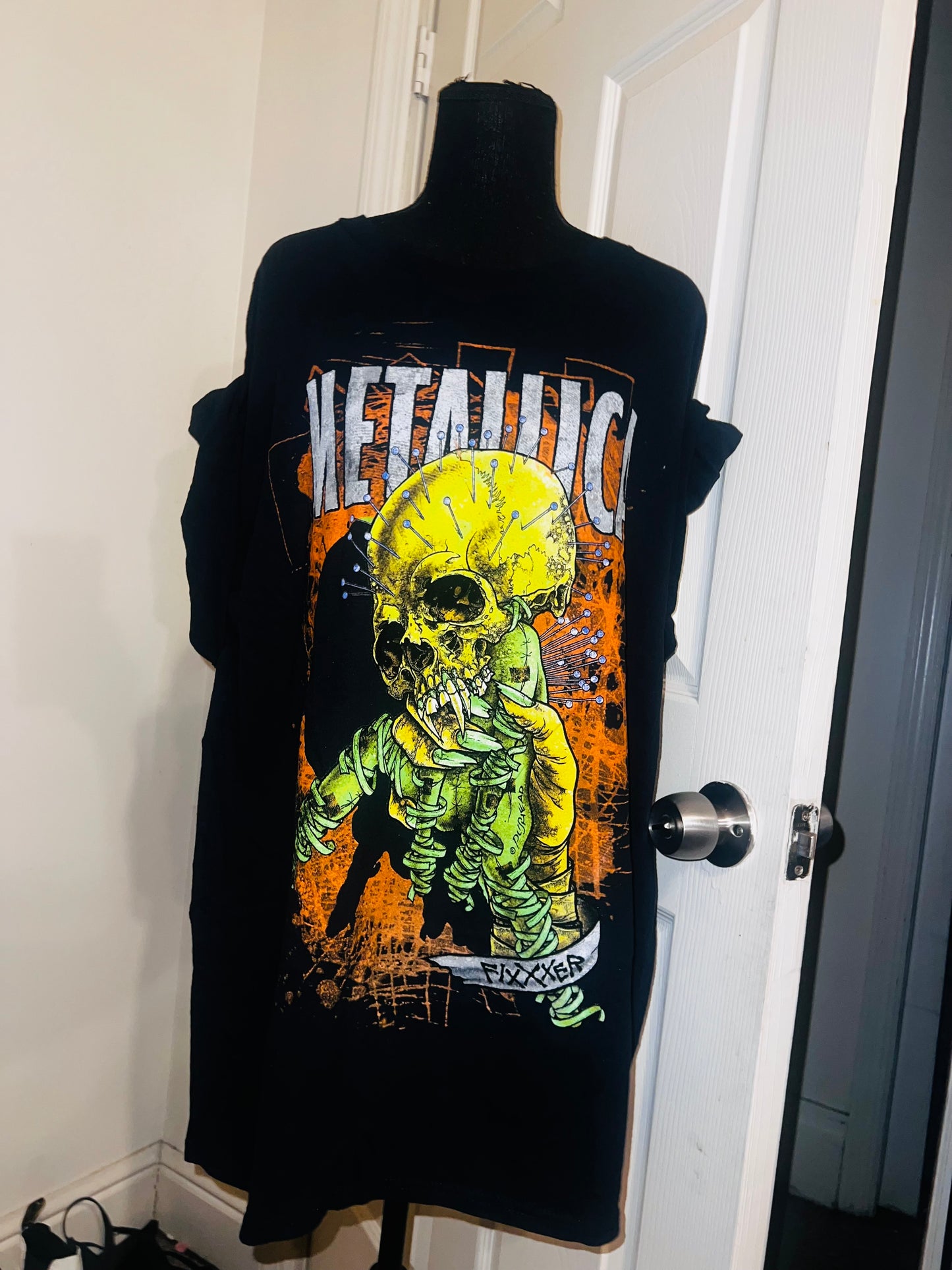 Metallica Fixxer Oversized Distressed Tee