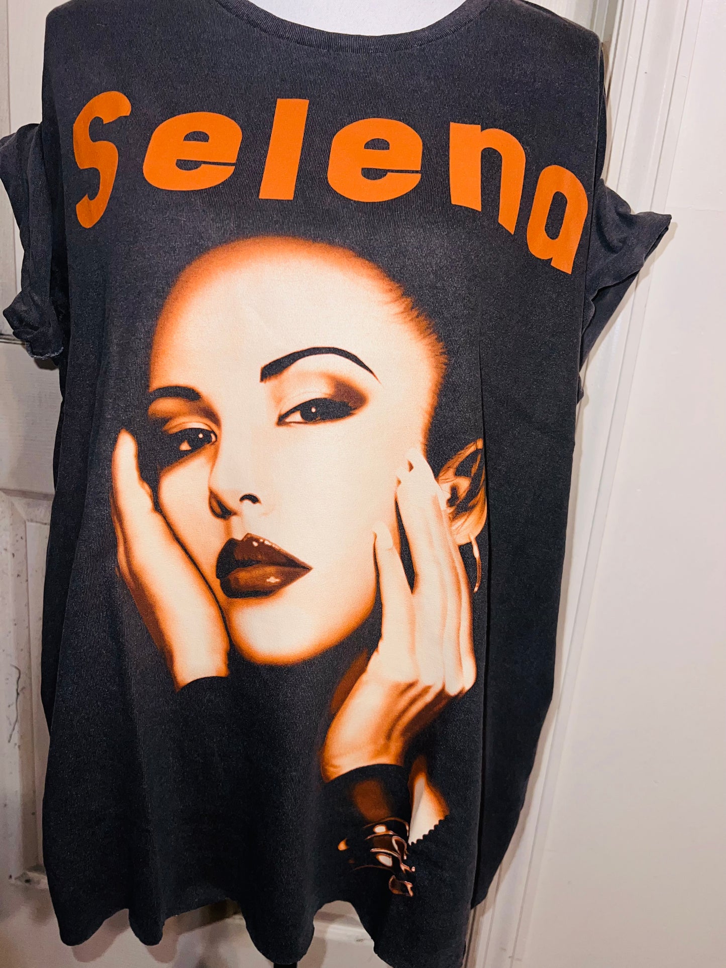 Selena Oversized Distressed Tee