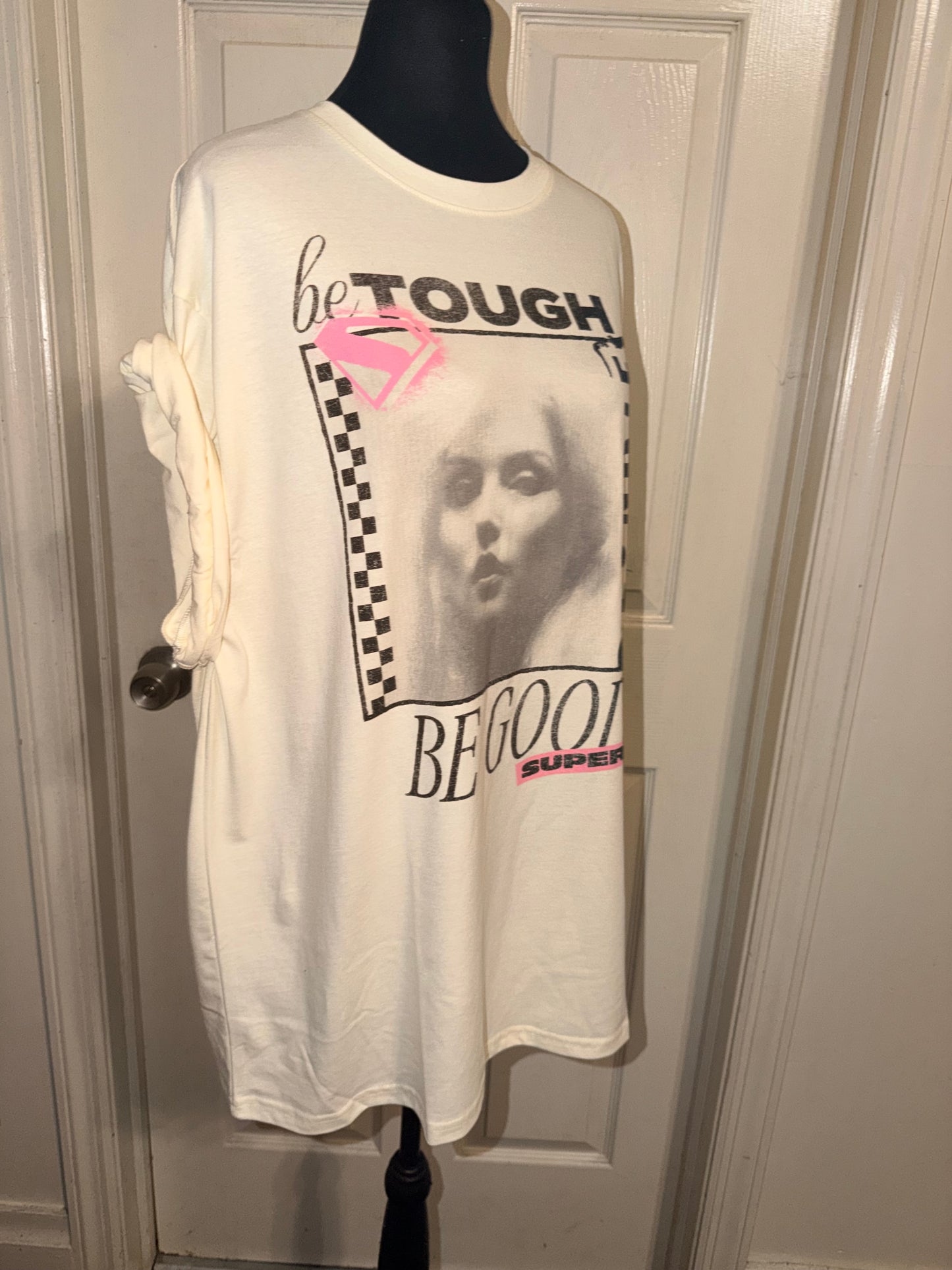 Blondie Oversized Distressed Tee