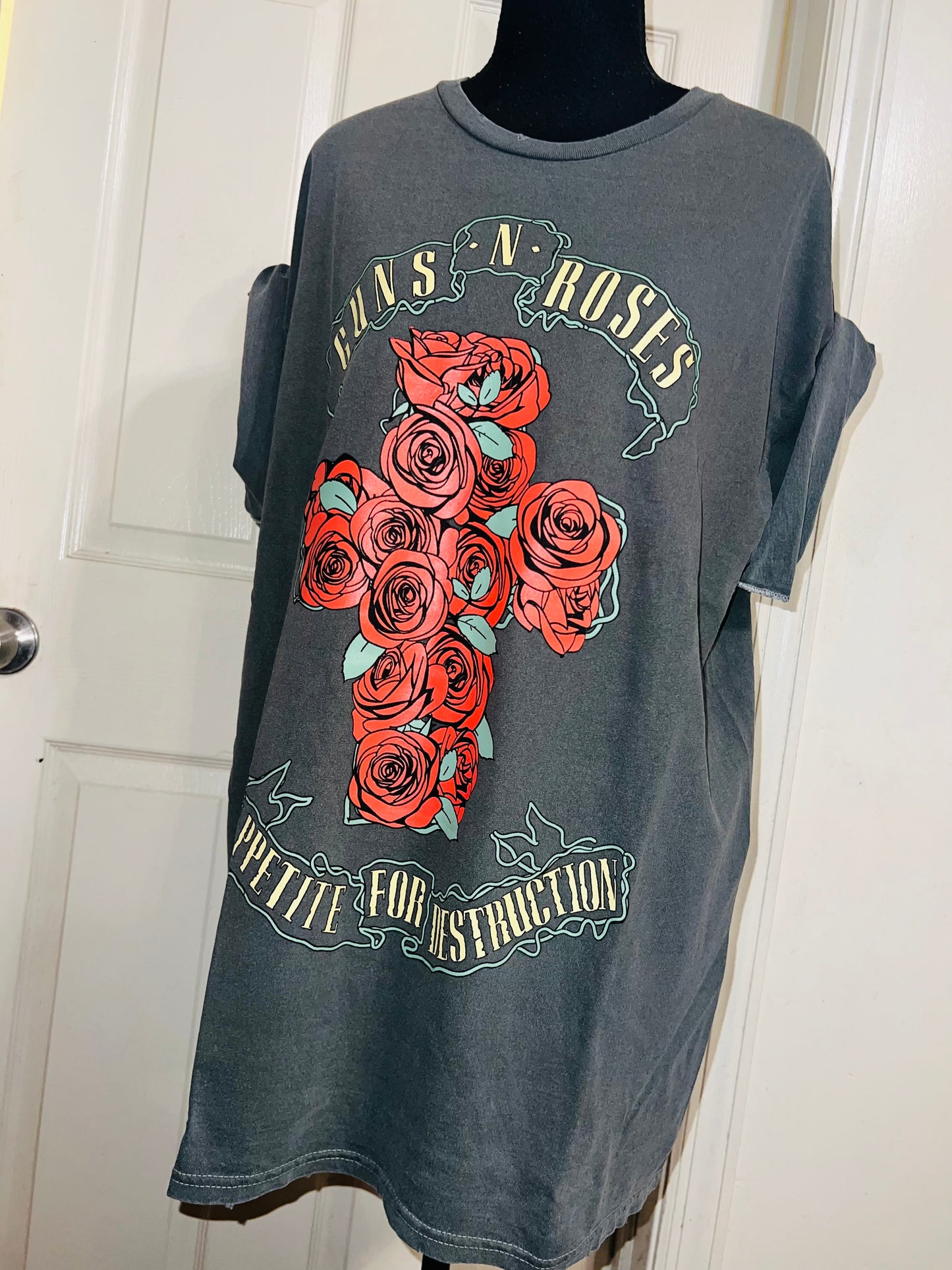 Guns n Roses Oversized Distressed Tee