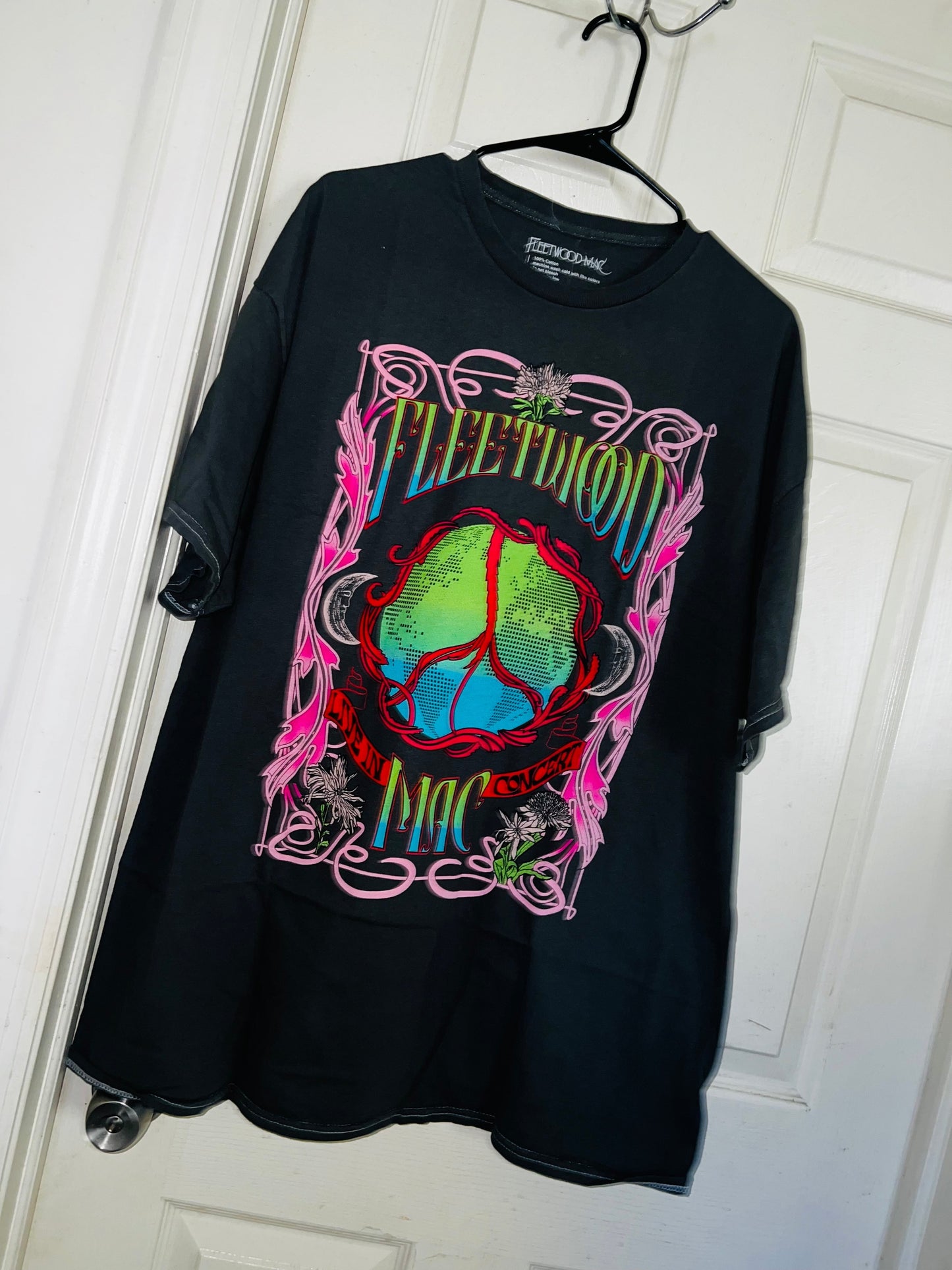 Fleetwood Mac Oversized Distressed Tee