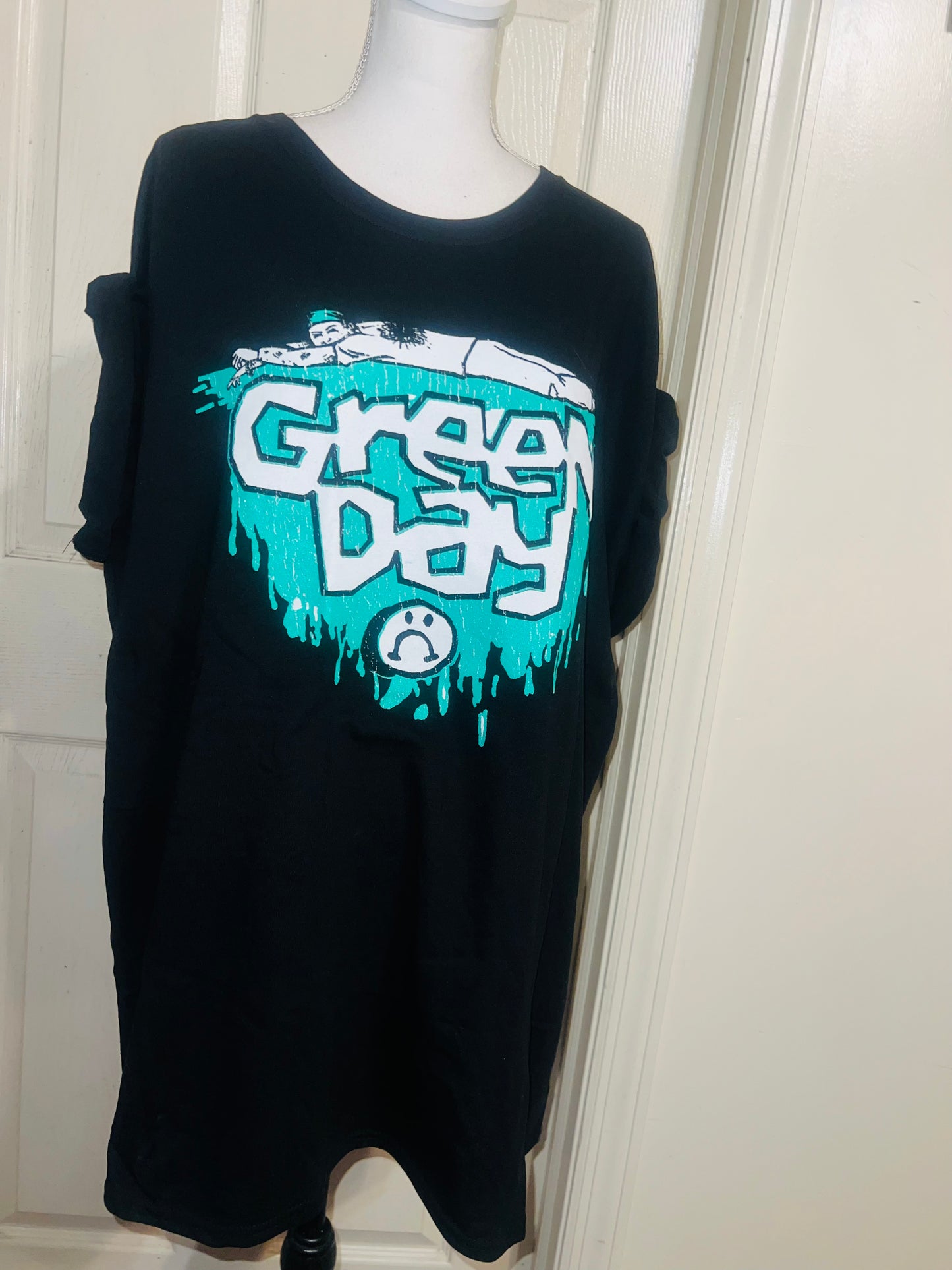 Green Day Oversized Distressed Tee