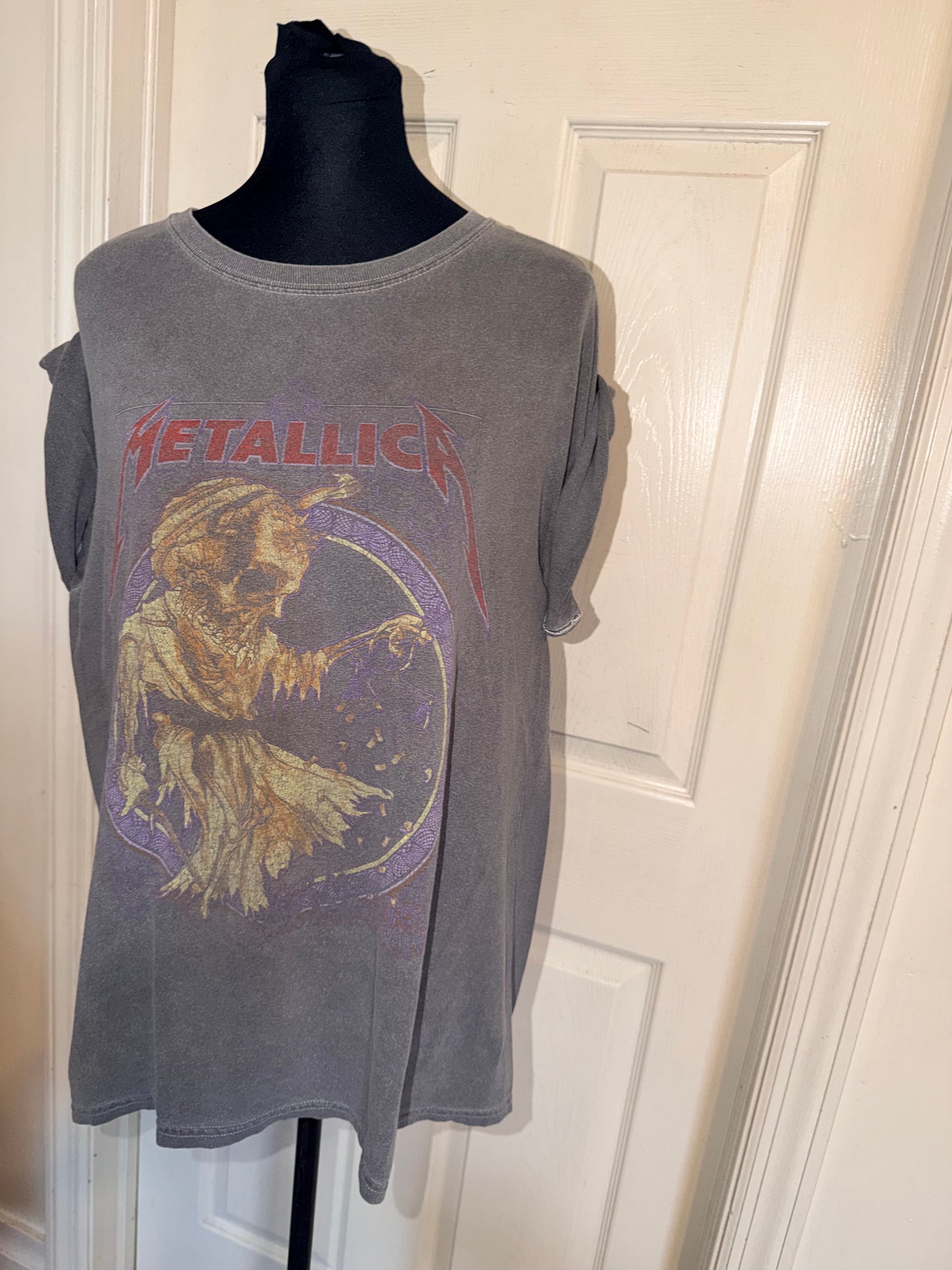 Metallica Oversized Distressed Tee