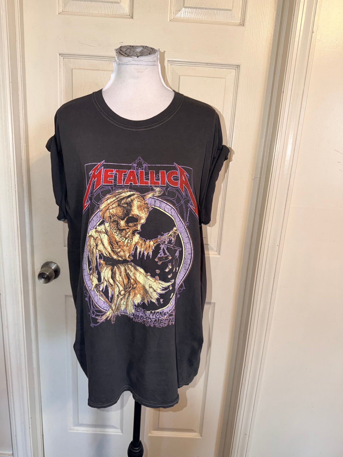 Metallica Oversized Distressed Tee
