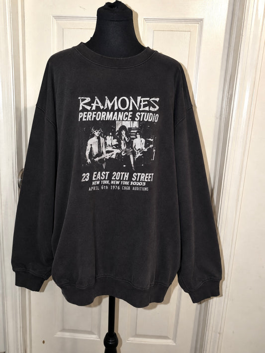 Ramones Oversized Sweatshirt