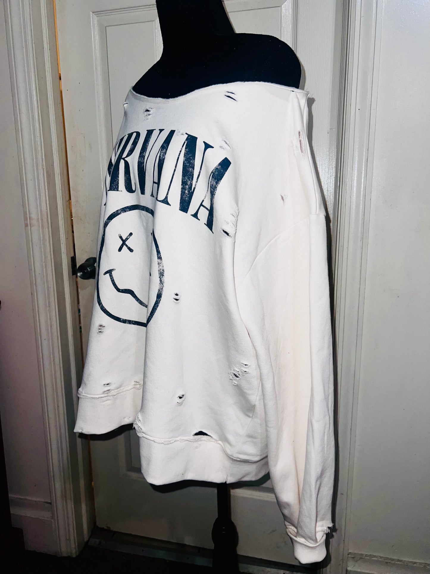 Nirvana Oversized Cream Sweatshirt