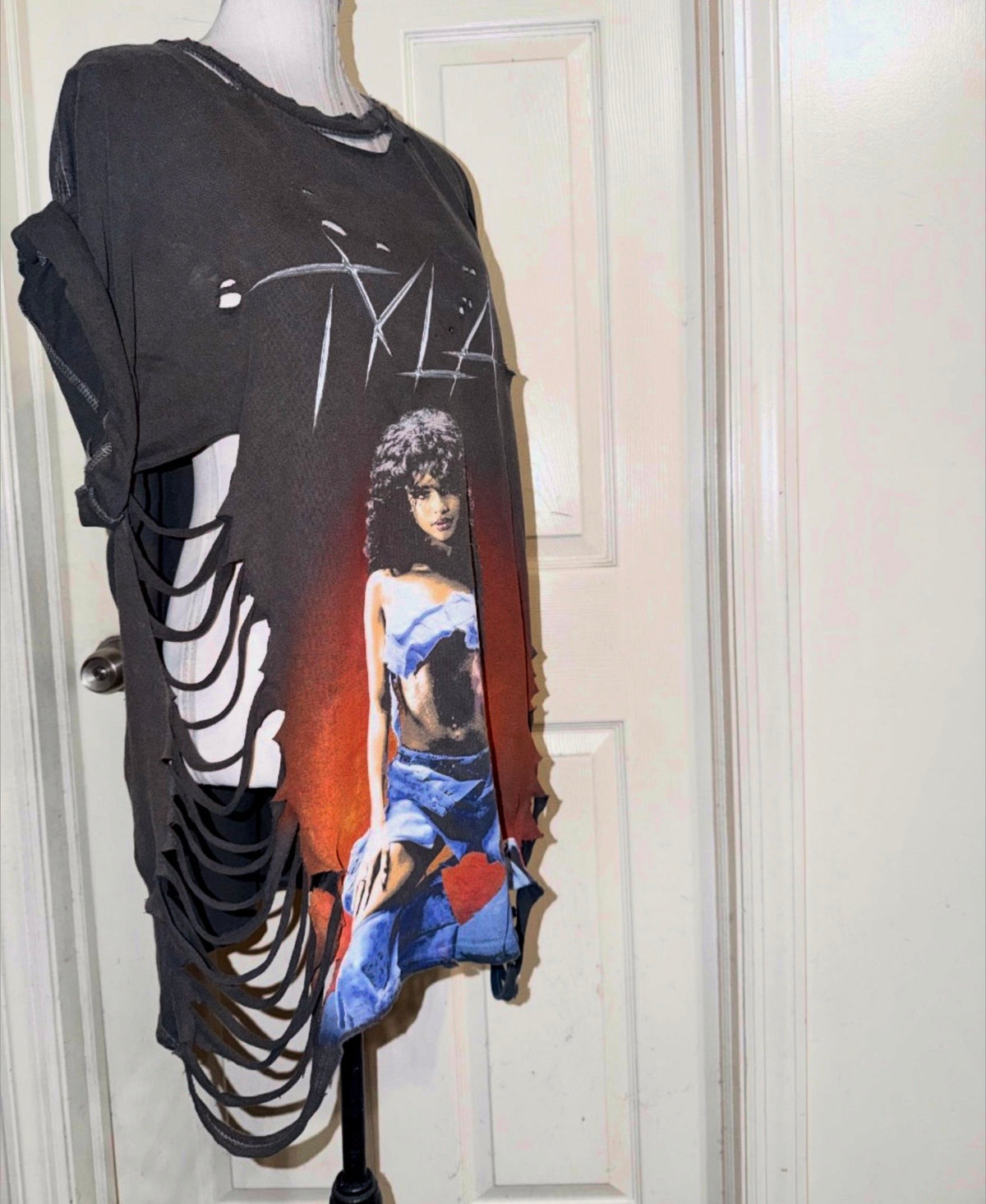 Tyla Oversized Distressed Tee (as is)