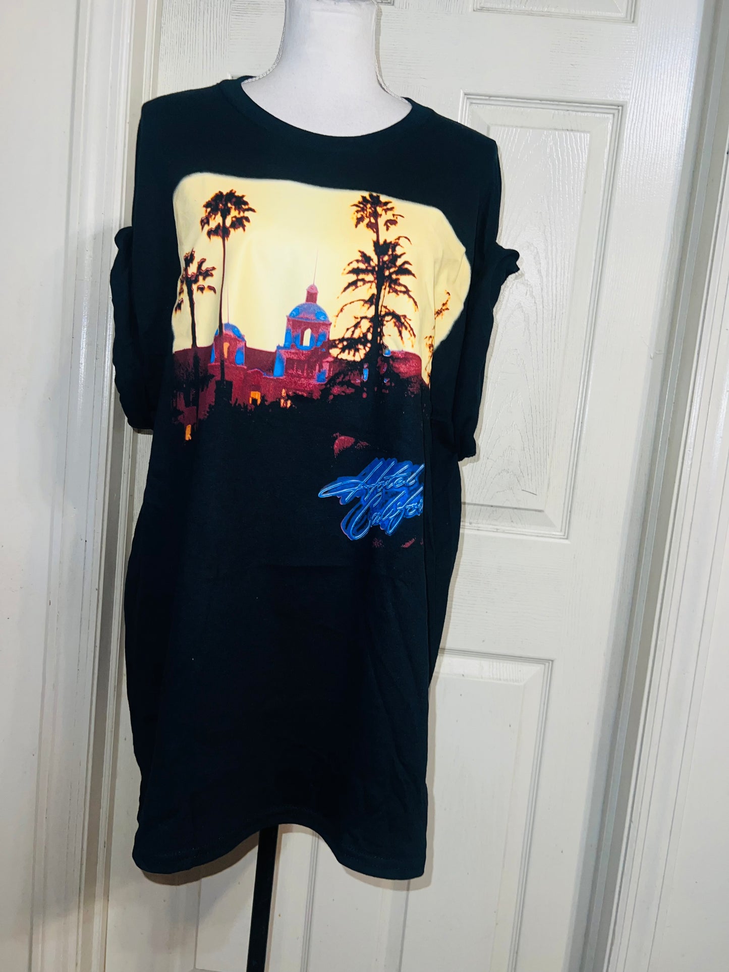 The Eagles Oversized Distressed Tee