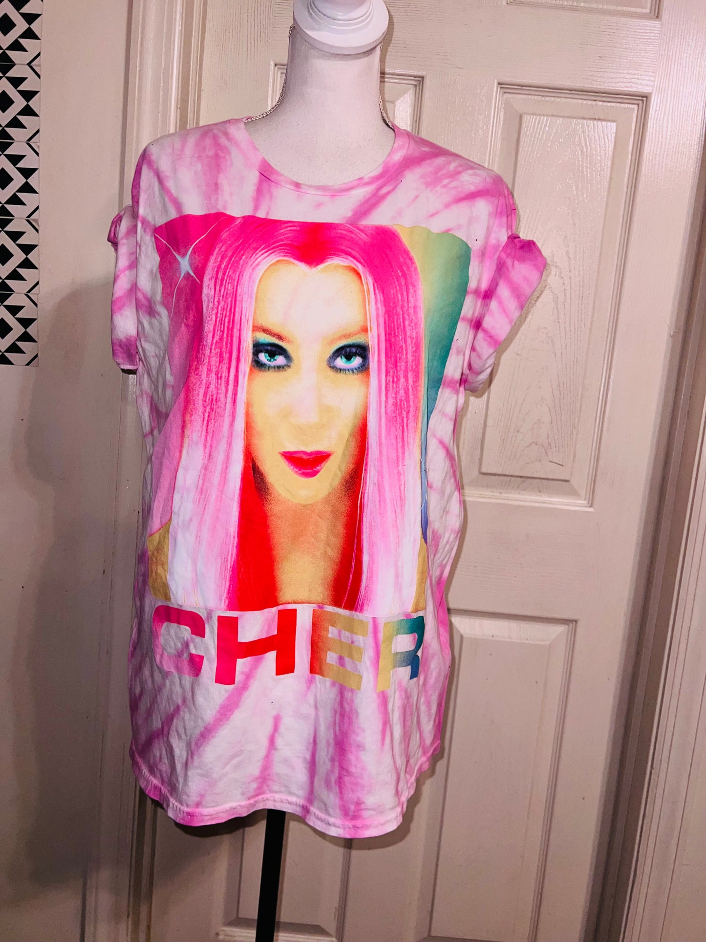 Cher Oversized Distressed tee