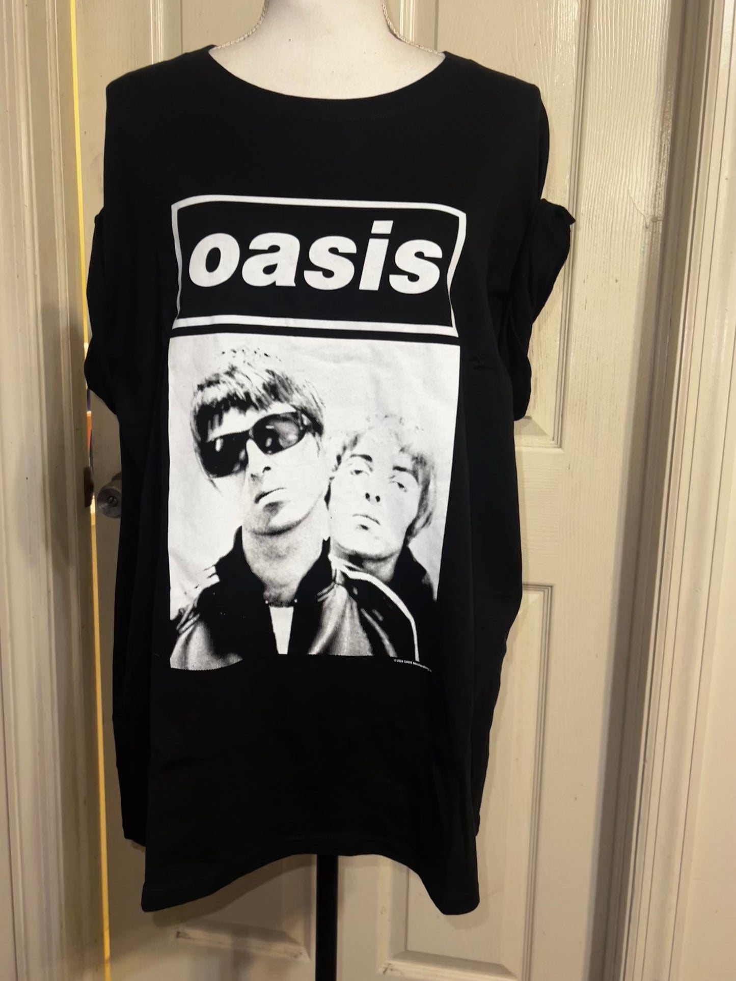 Oasis Oversized Distressed Tee