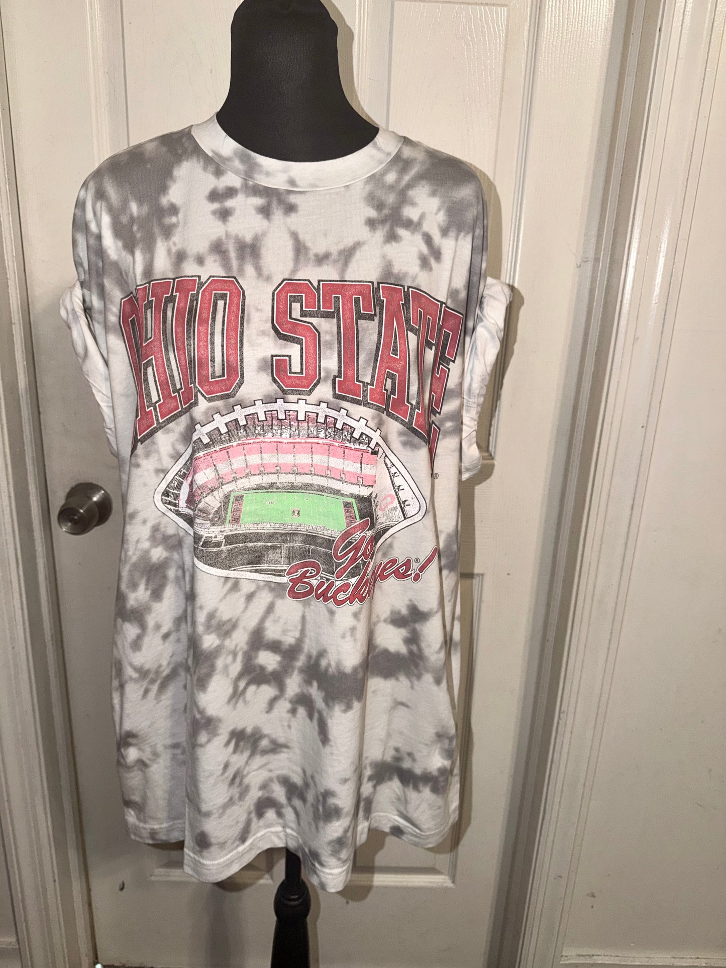 Ohio State Oversized Distressed Tee