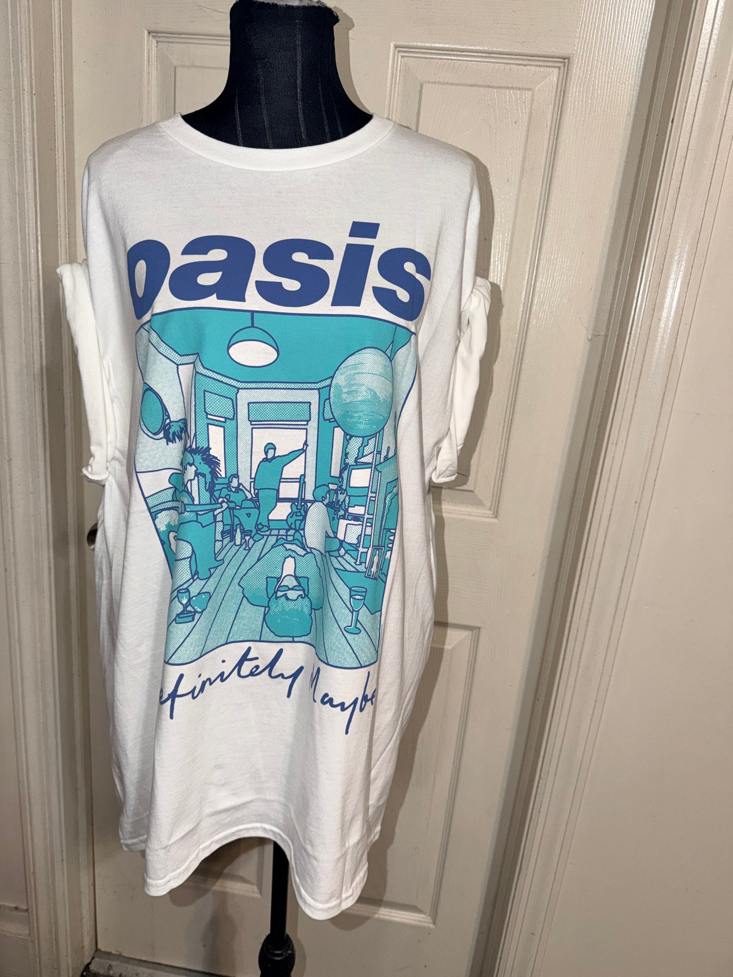 Oasis Oversized Distressed Tee