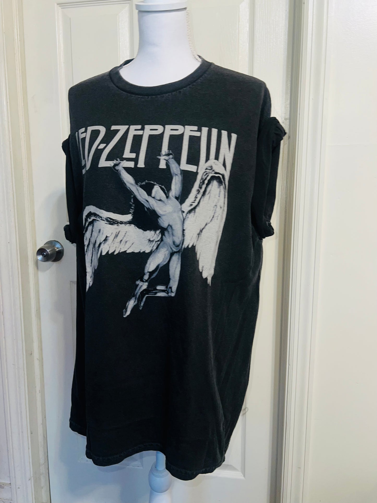 Led Zeppelin Oversized Distressed Tee