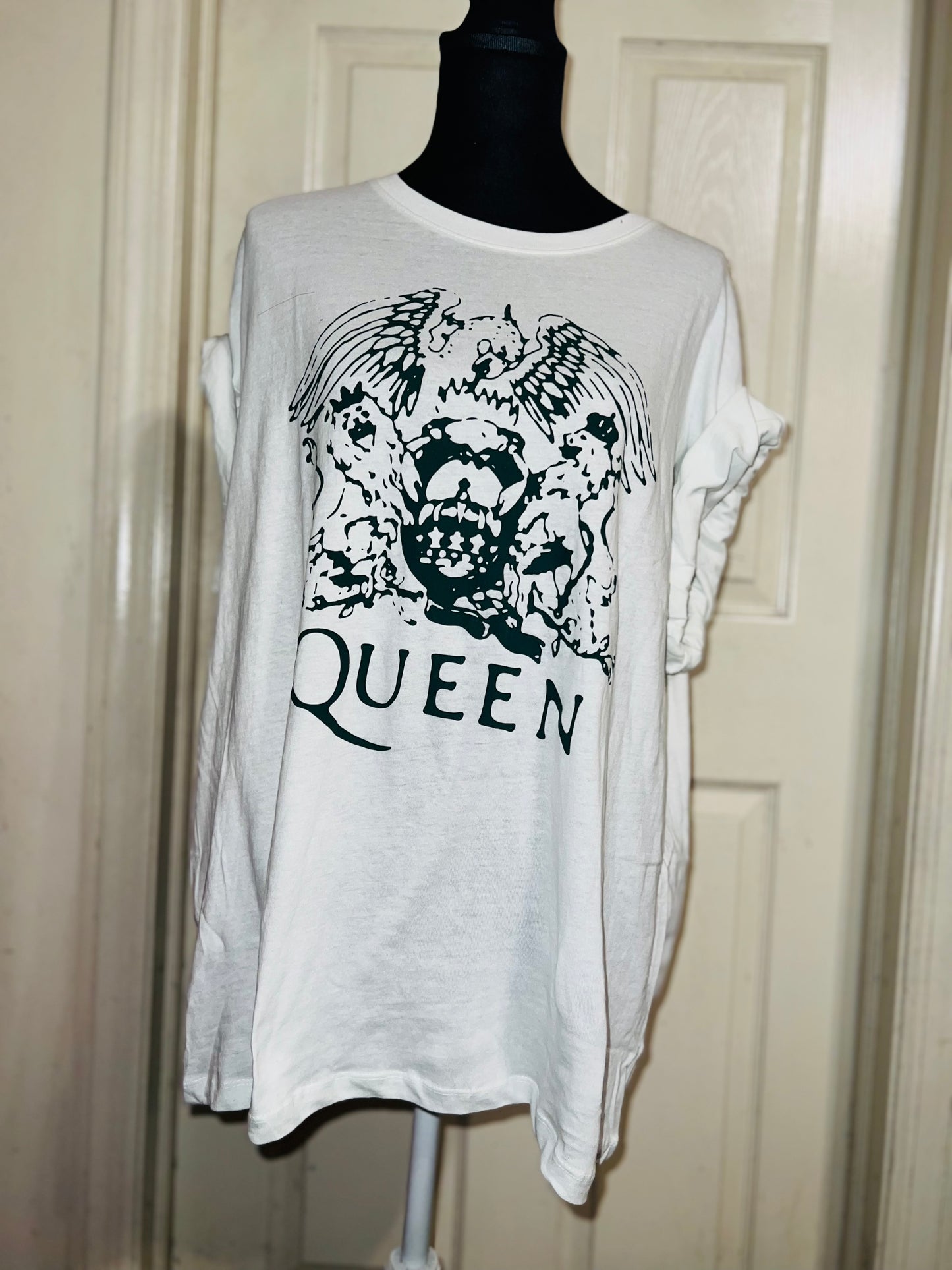 Queen Oversized Distressed Tee