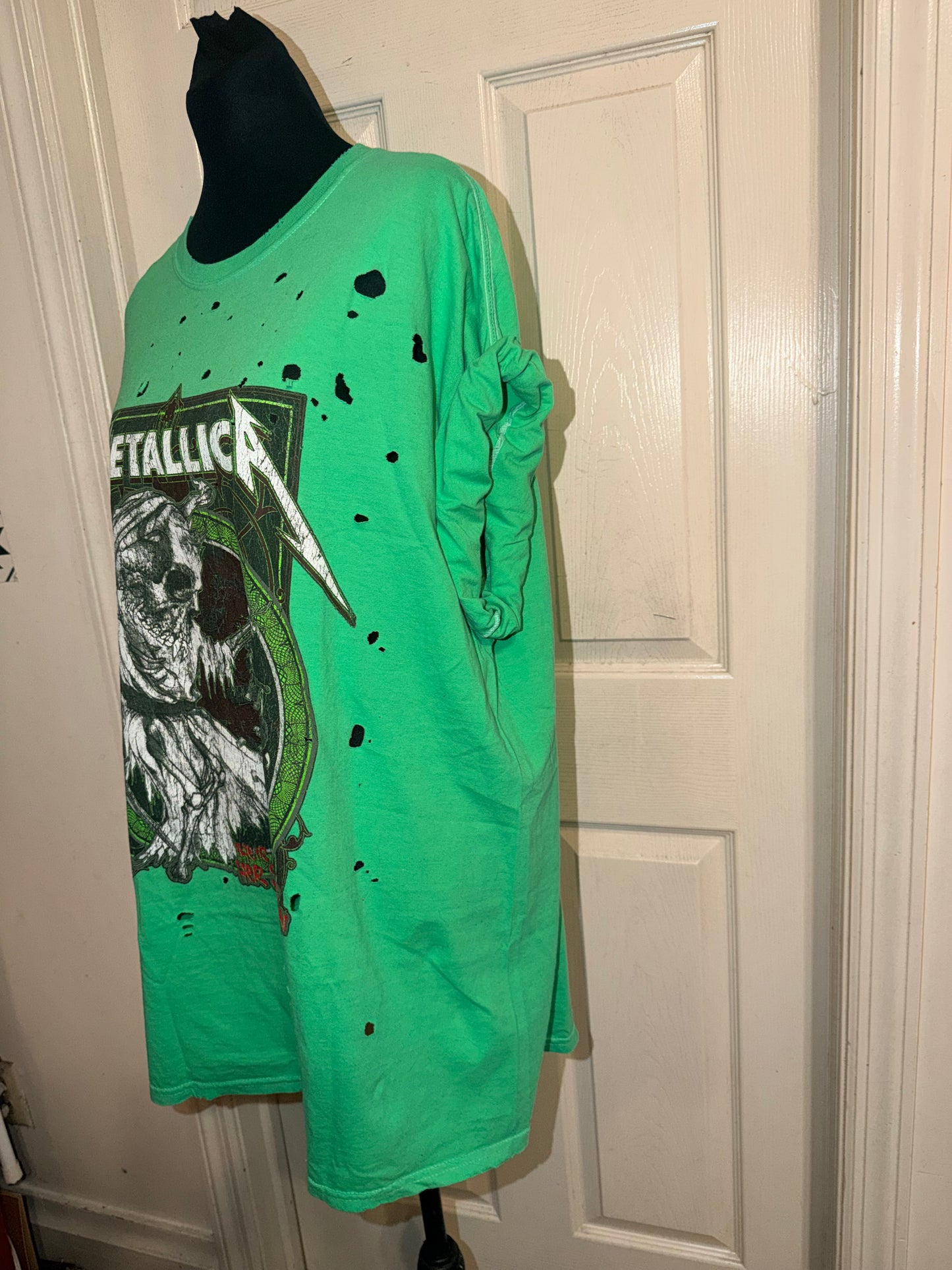 Metallica Oversized Distressed Tee