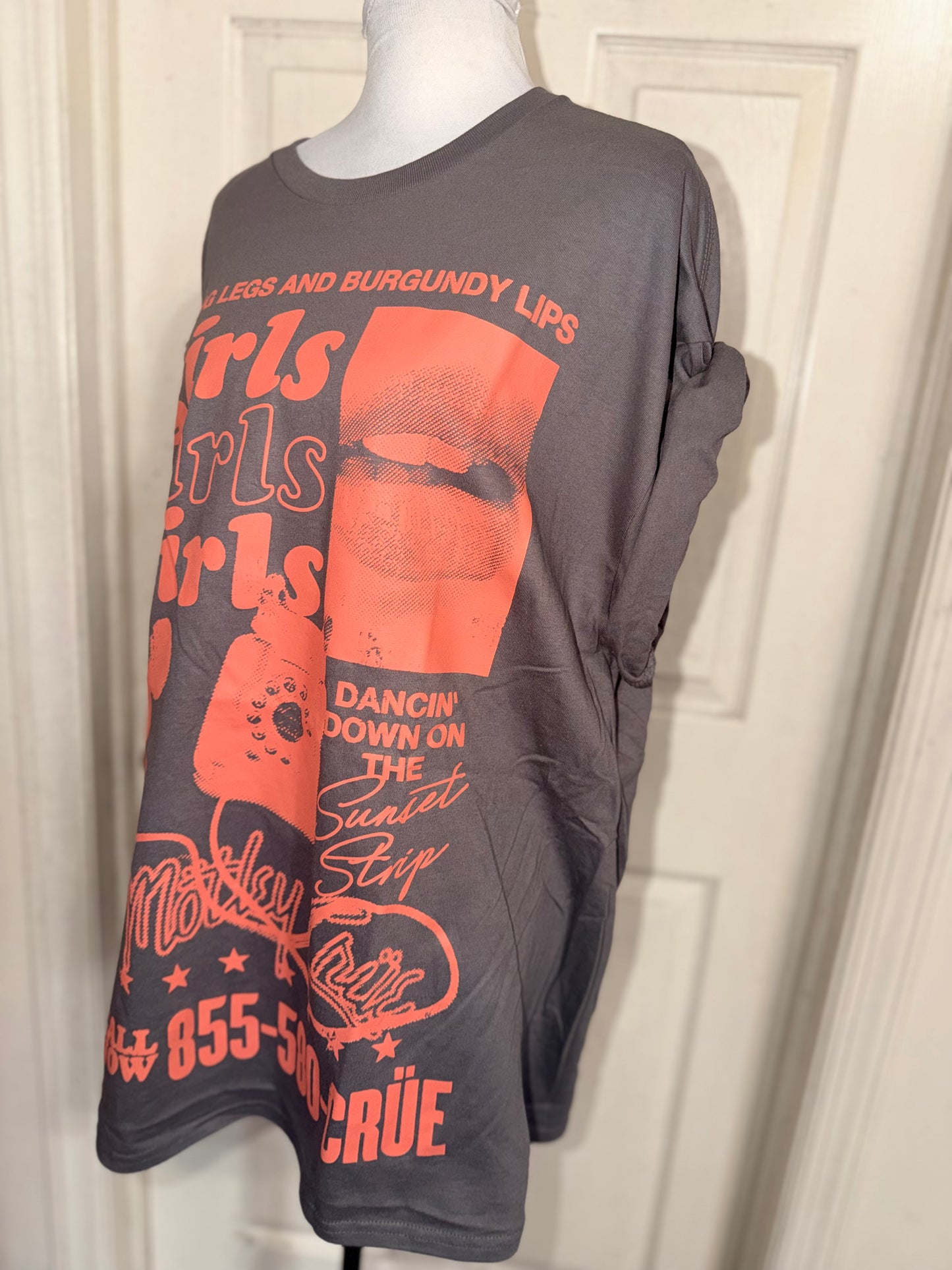 Motley Crue Oversized Distressed Tee