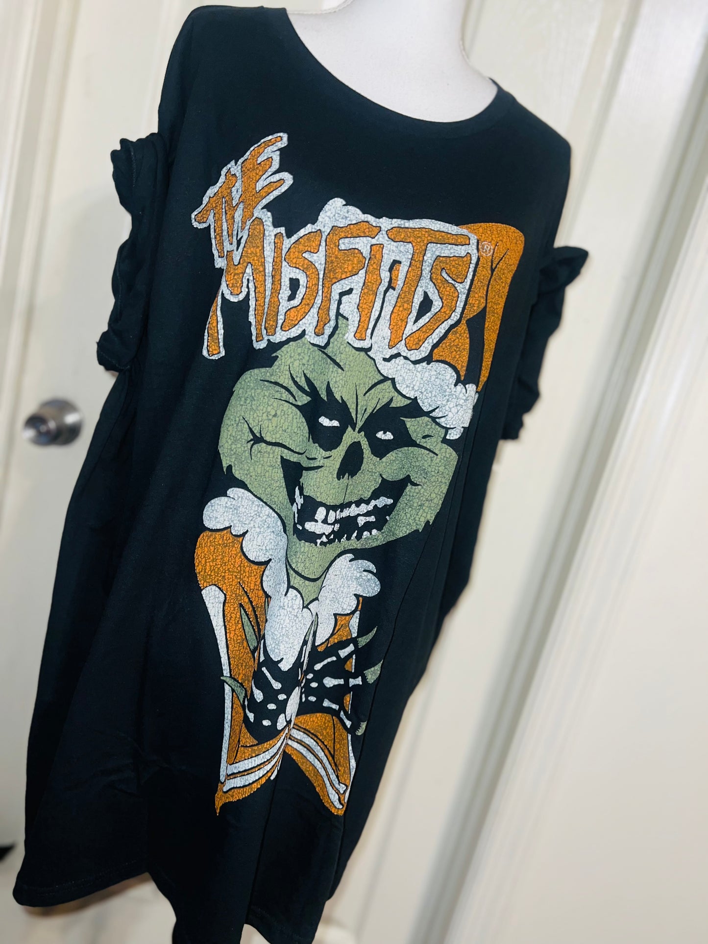 The Misfits Holiday Oversized Distressed Tee