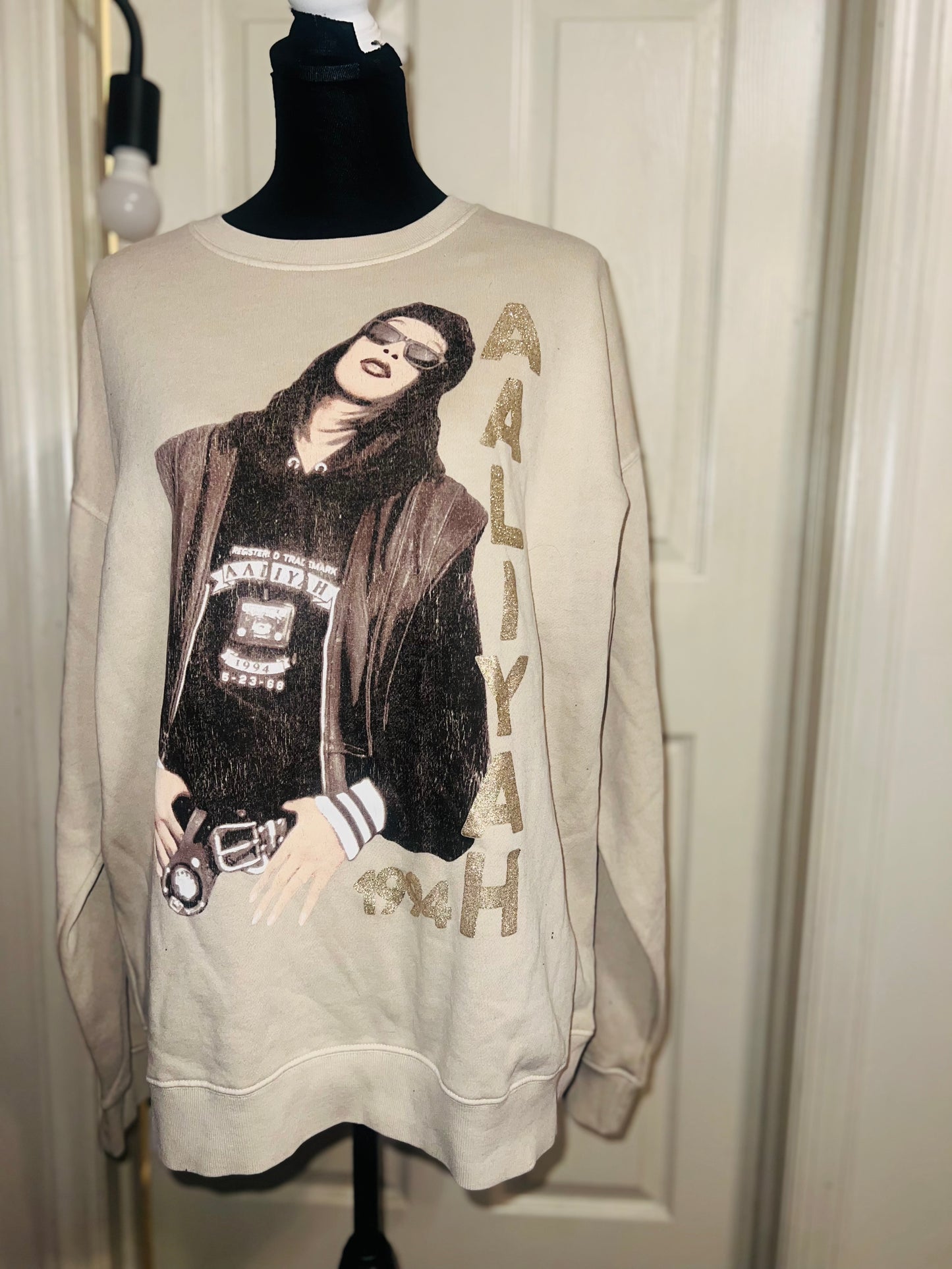 Aaliyah Oversized Distressed Sweatshirt