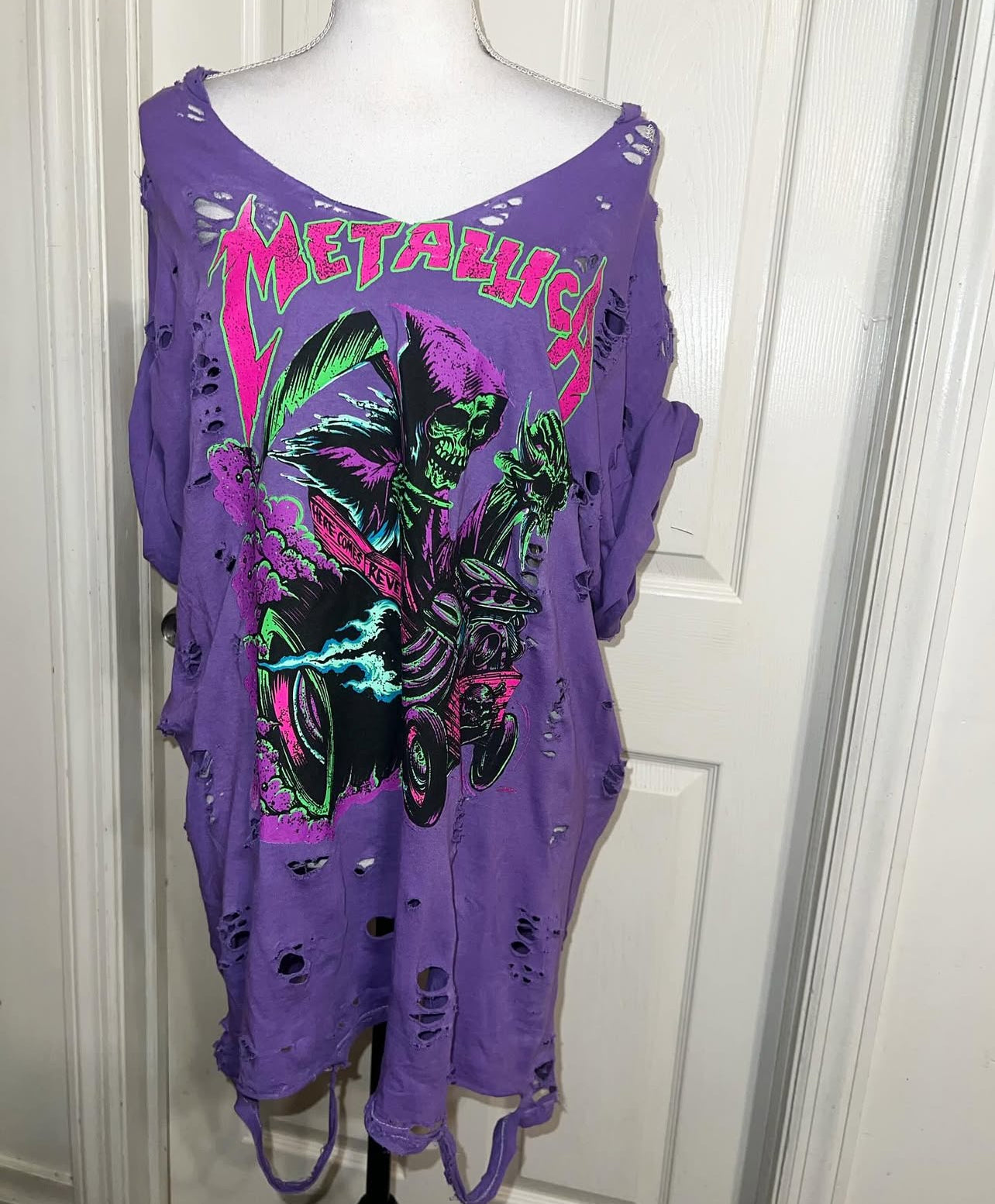 Metallica Oversized Distressed Tee