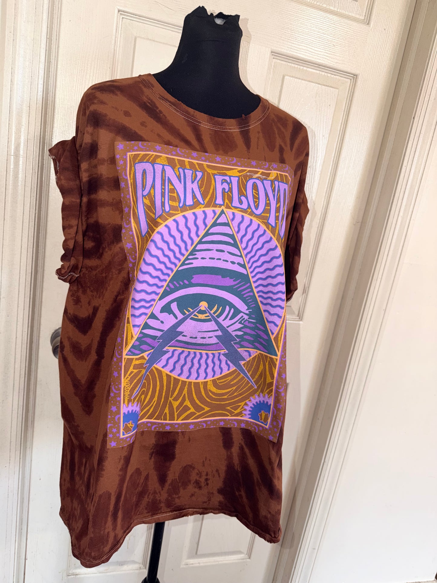 Pink Floyd Oversized Distressed Tee