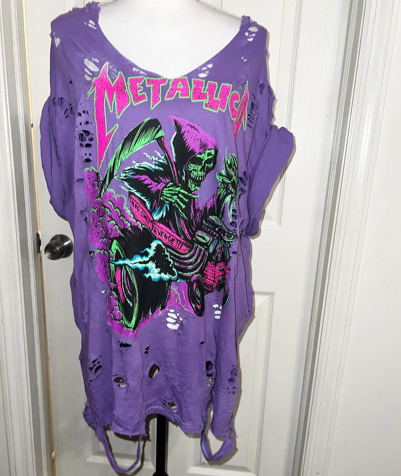 Metallica Oversized Distressed Tee