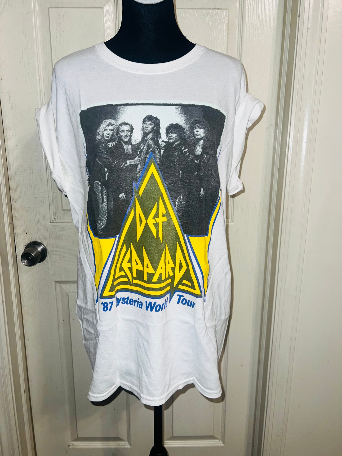 Def Leppard Oversized Distressed Tee