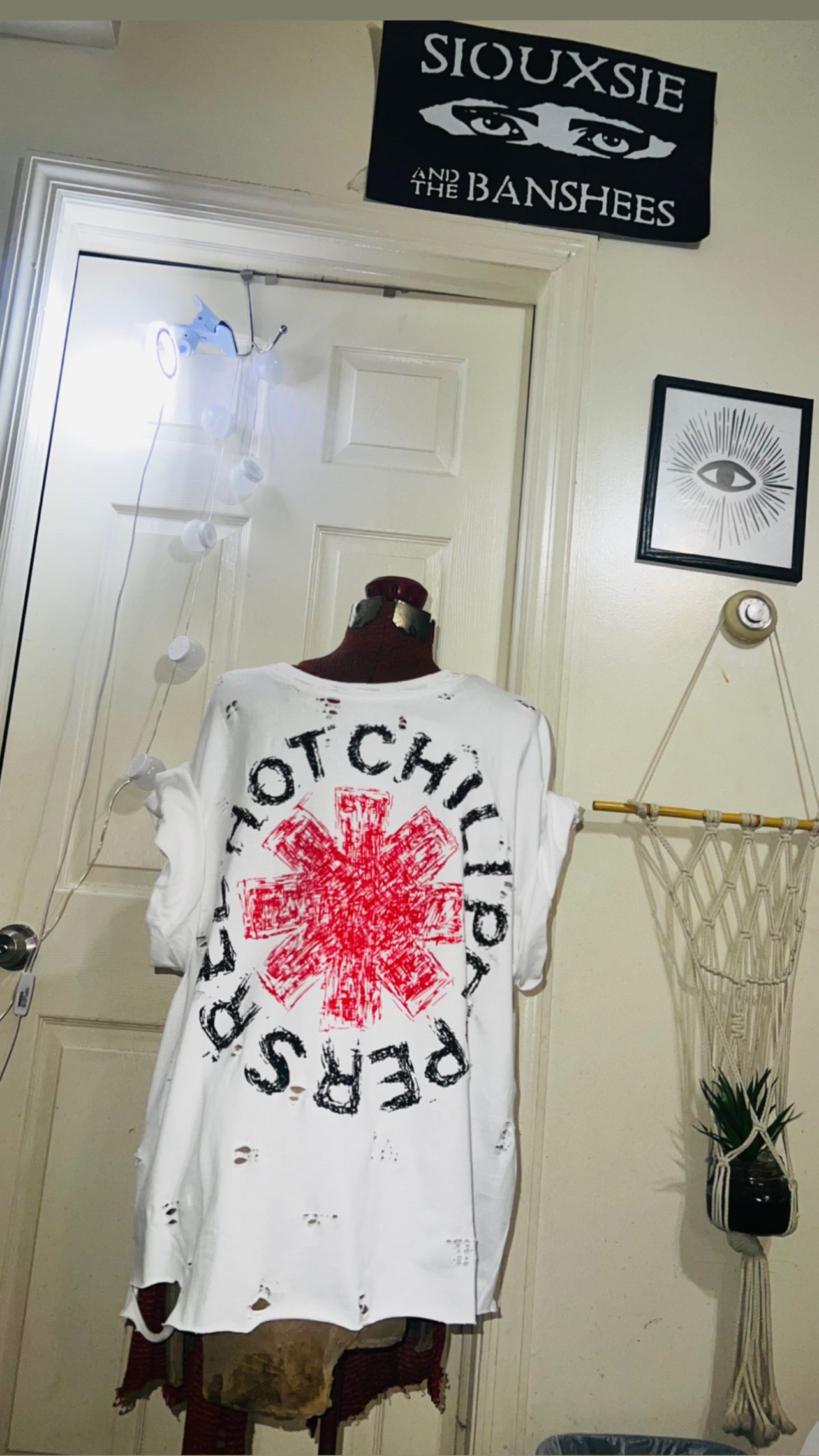 Red Hot Chili Peppers Oversized Tee