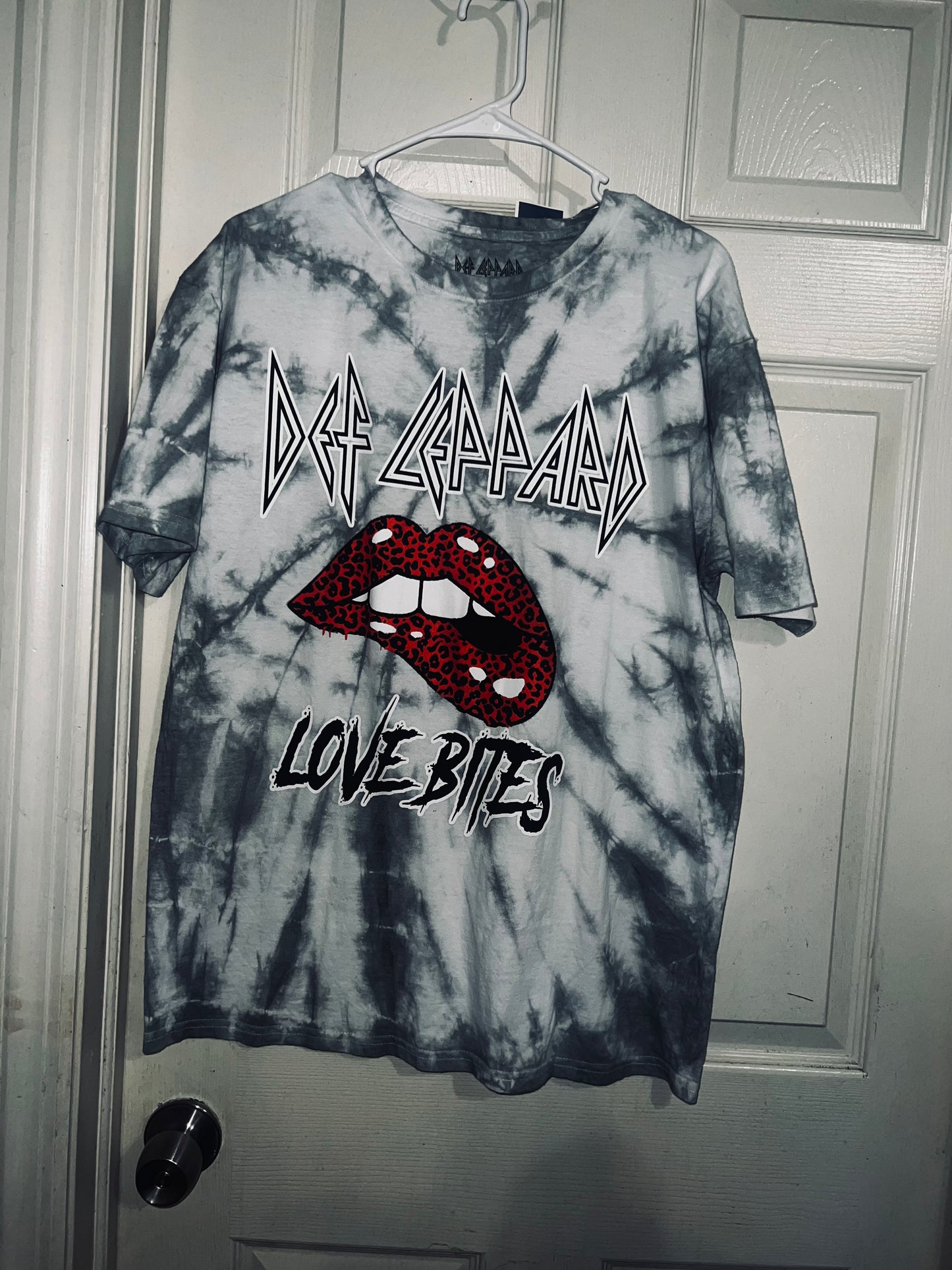 Def Leppard Love Bites Oversized Tee