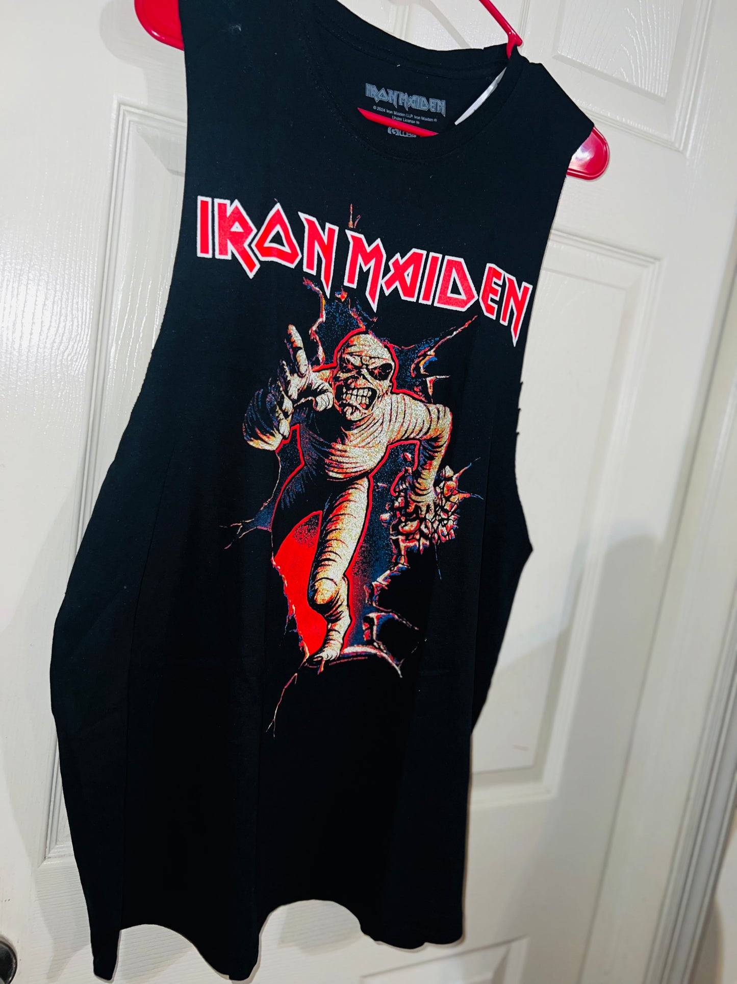 Iron Maiden Oversized Distressed Muscle Tee