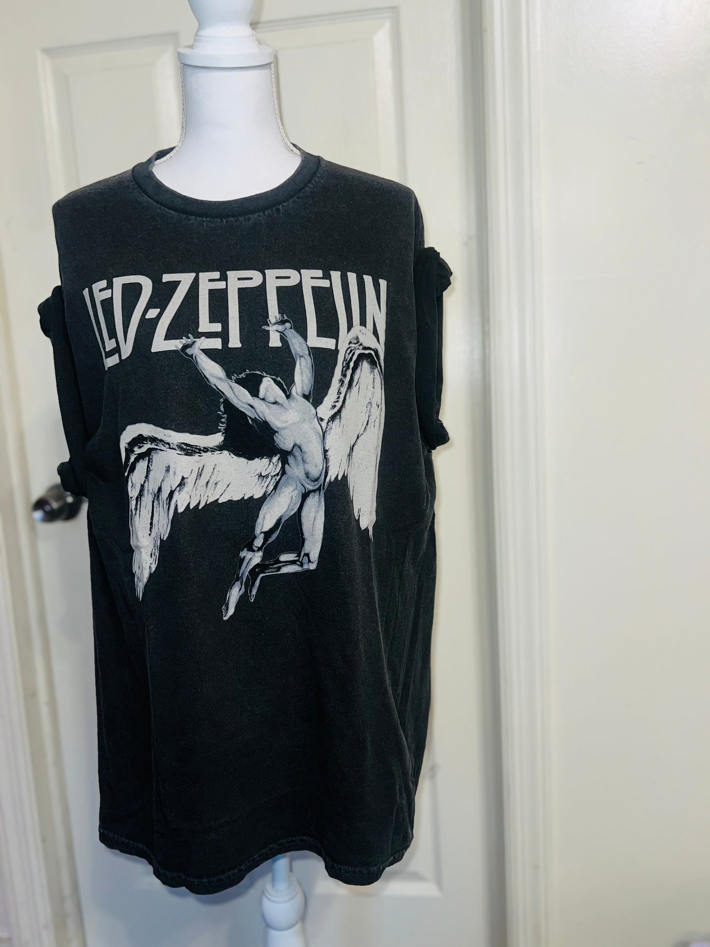 Led Zeppelin Oversized Distressed Tee