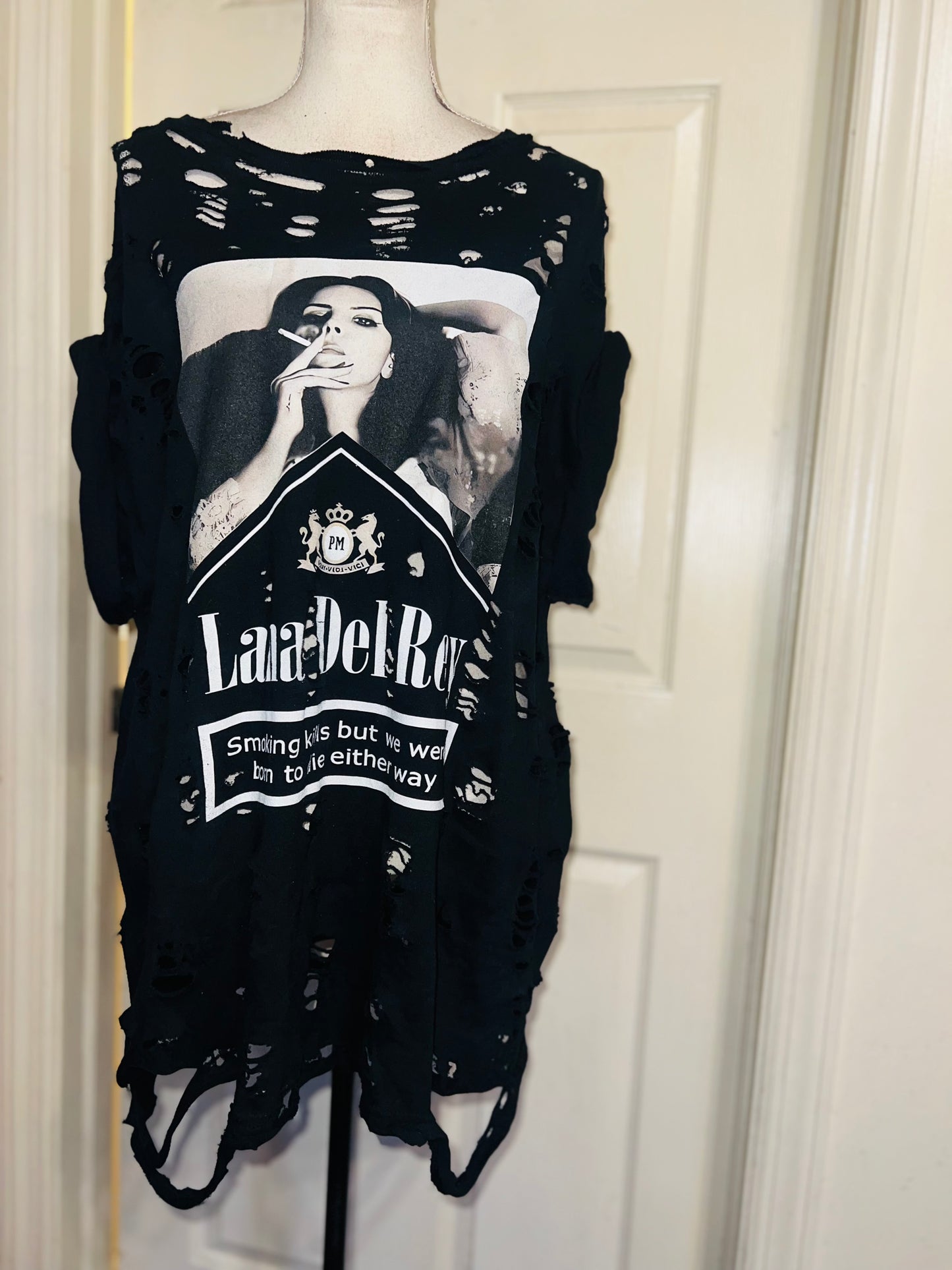 Lana Del Rey Born to Die Oversized Distressed Tee