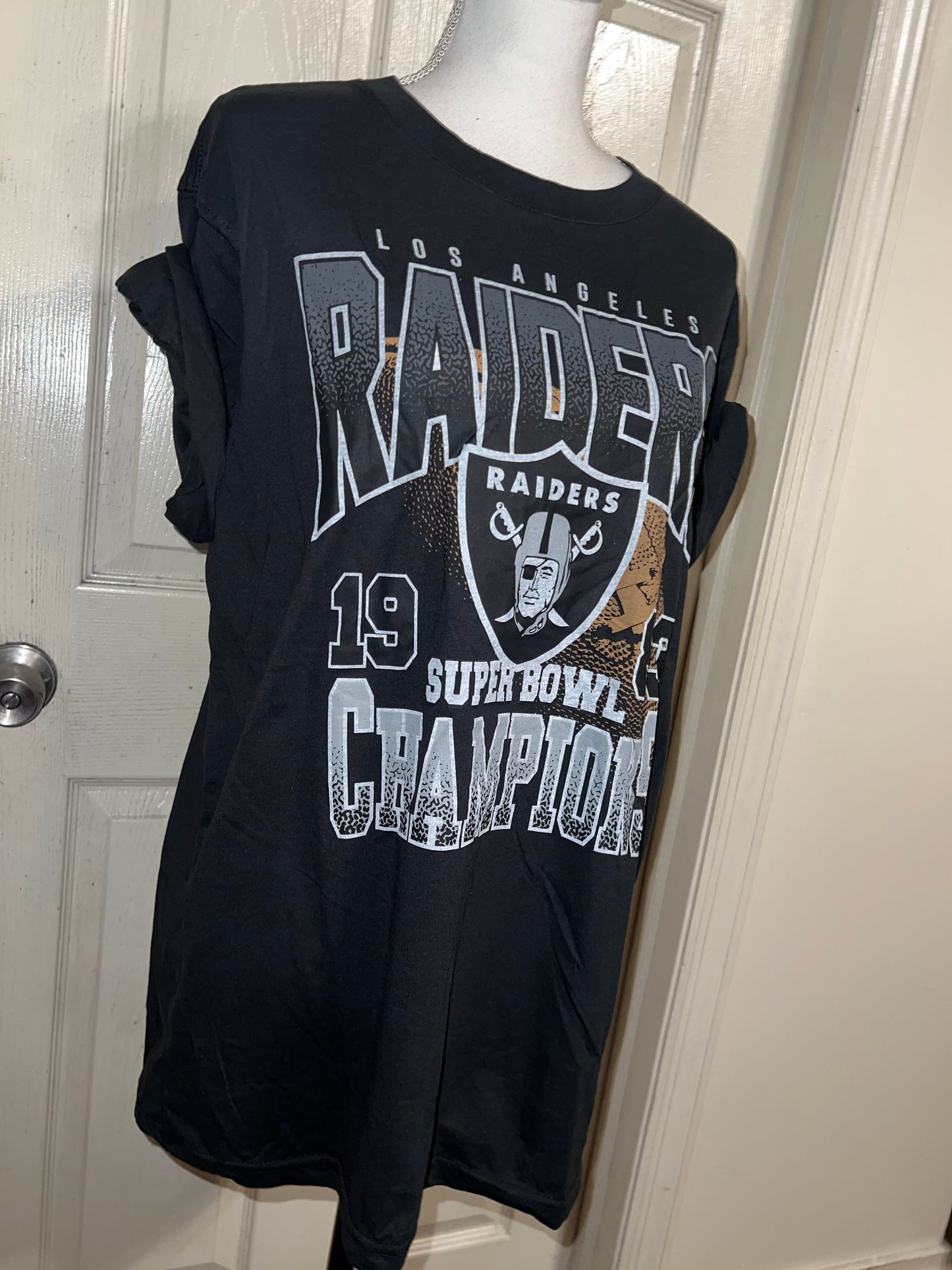 Las Vegas Raiders Oversized Distressed Tee