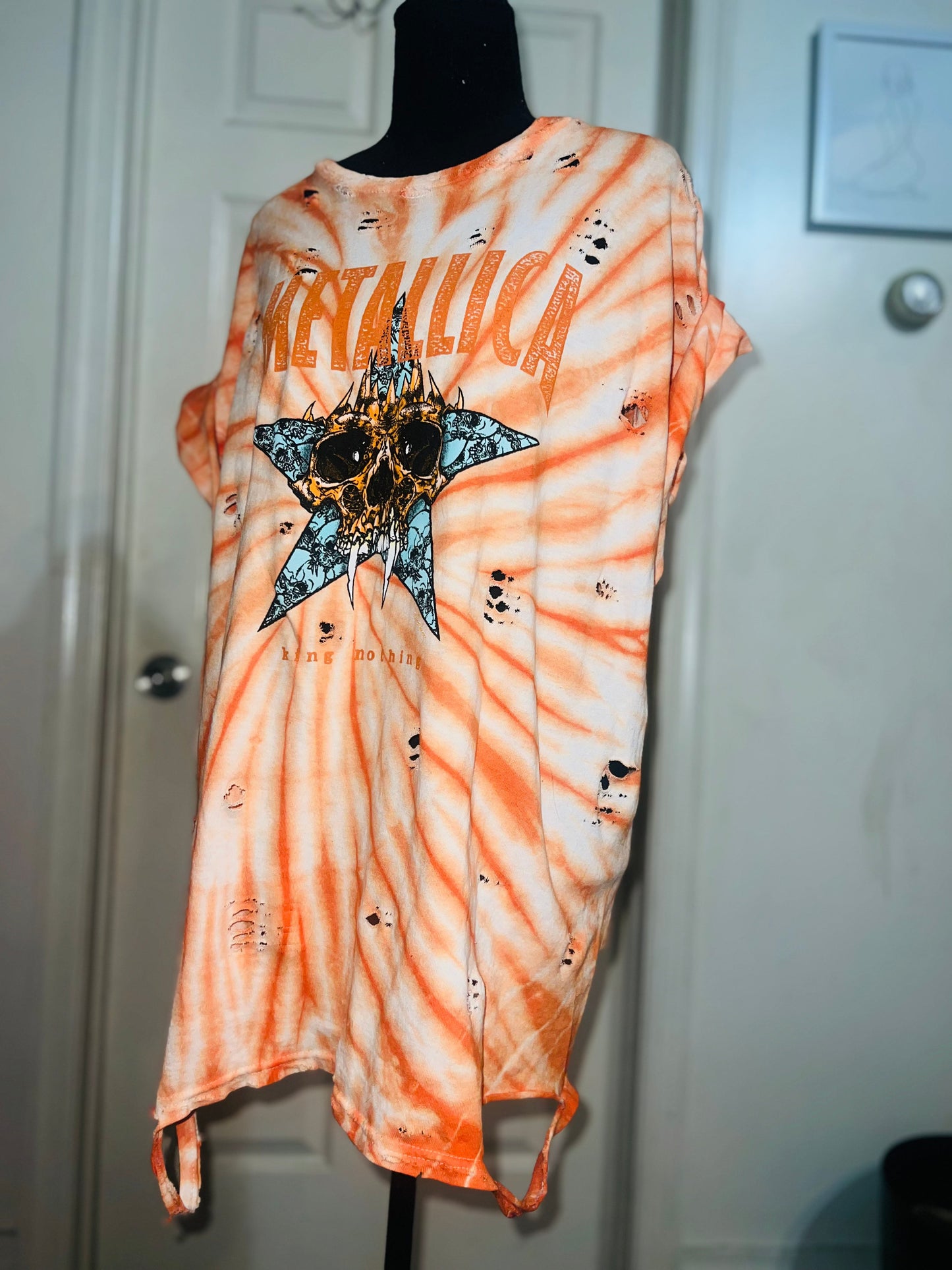 Metallica Oversized Distressed Tee