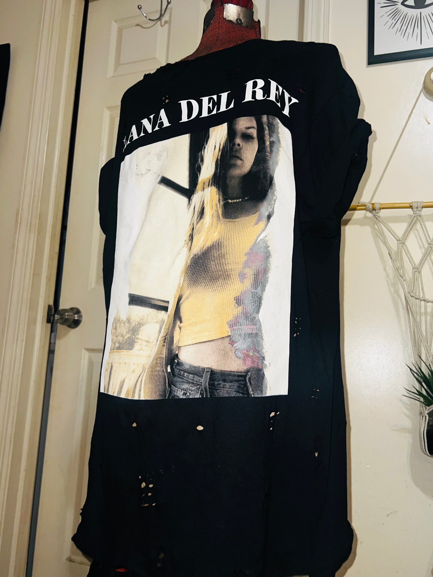 Lana Del Rey Oversized Distressed Tee