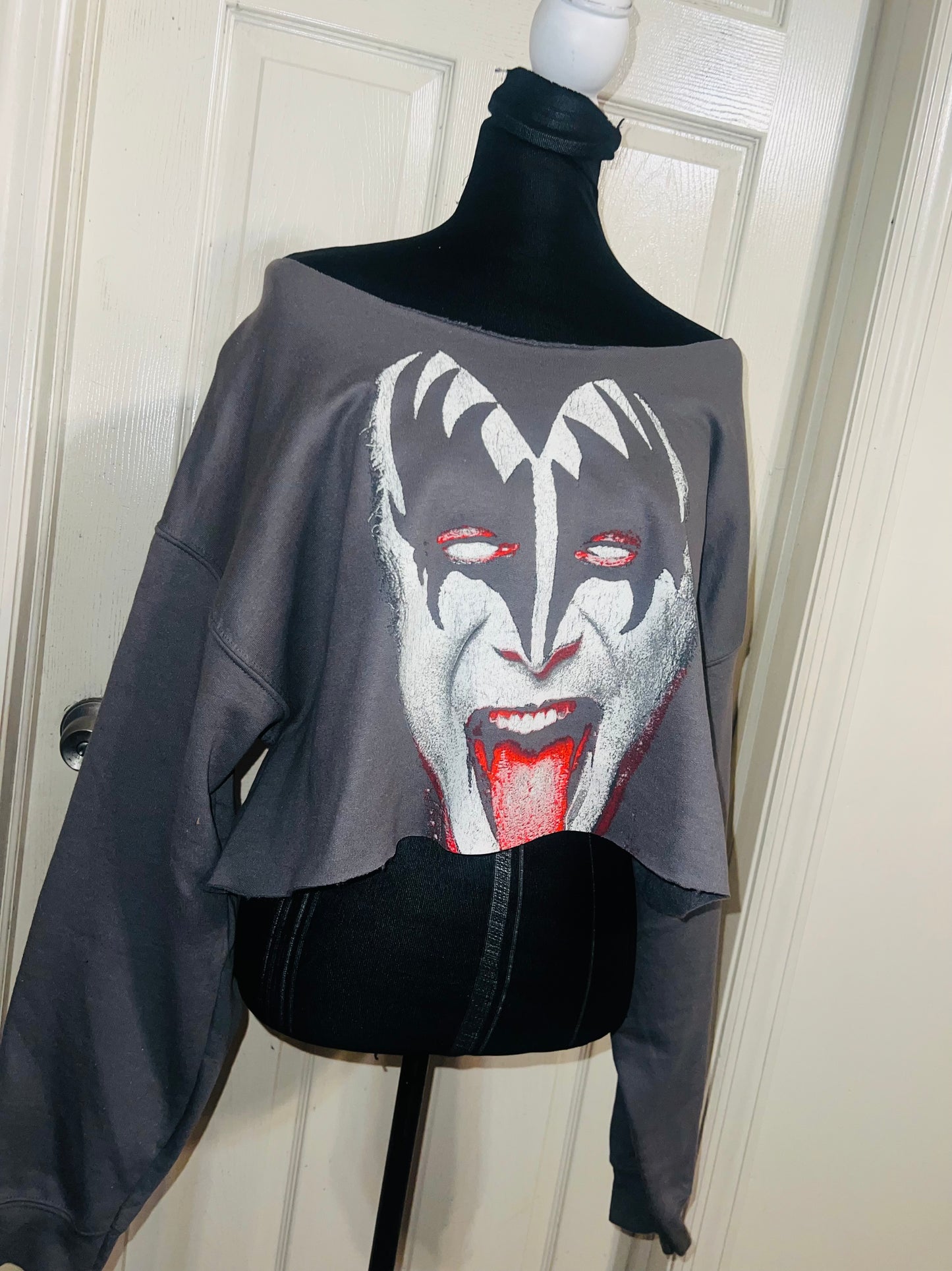 Gene Simmons/Kiss Oversized OFTS Cropped Sweatshirt