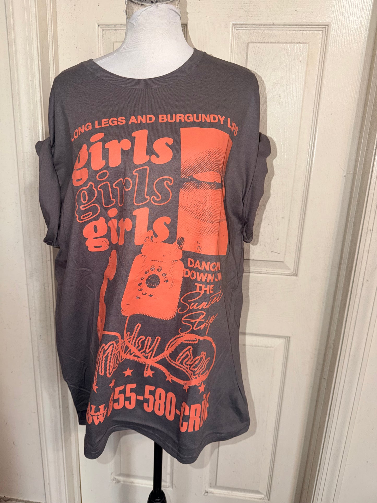 Motley Crue Oversized Distressed Tee