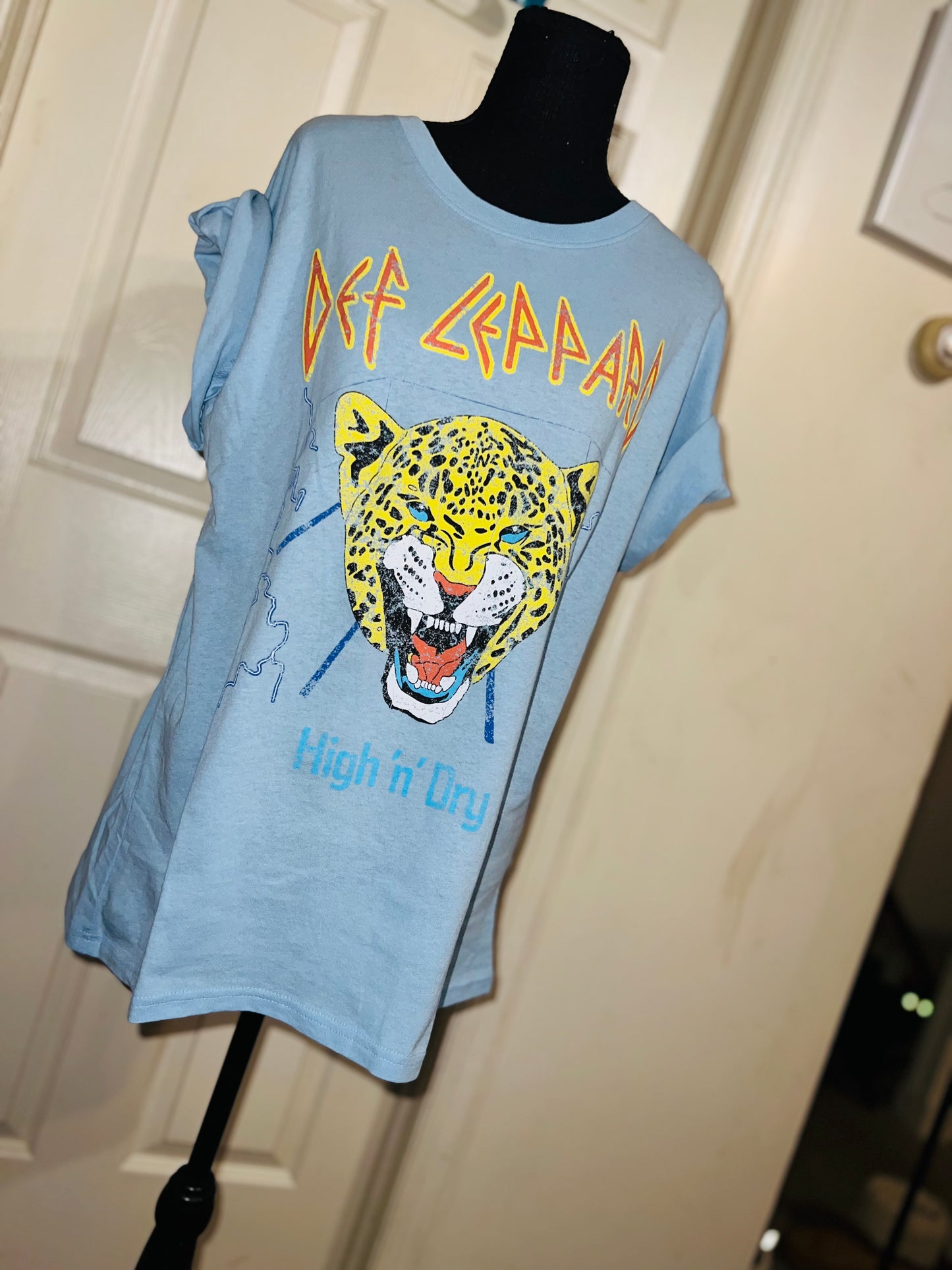 Def Leppard Oversized Distressed Tee