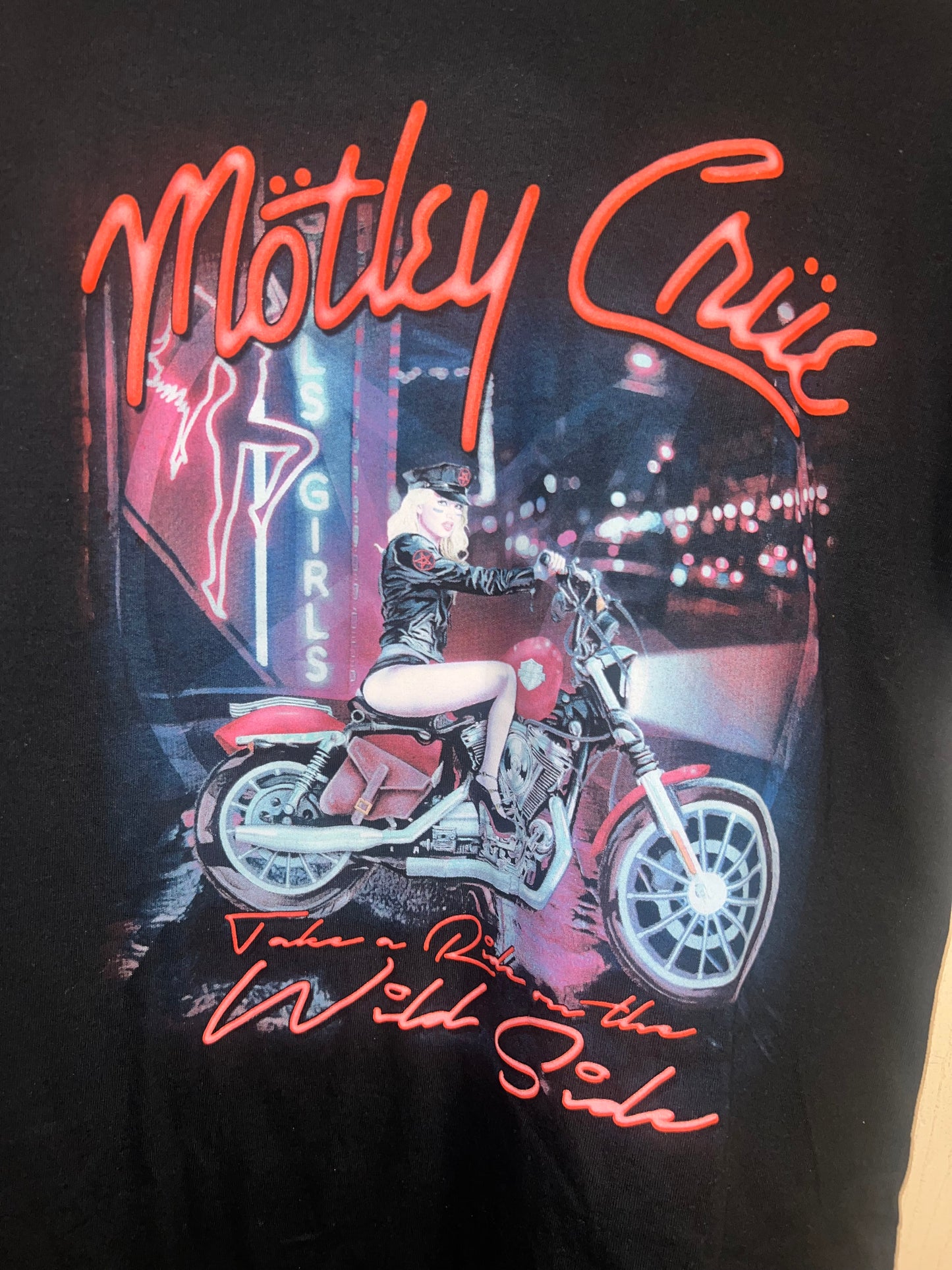 Motley Crue Oversized Distressed Tee